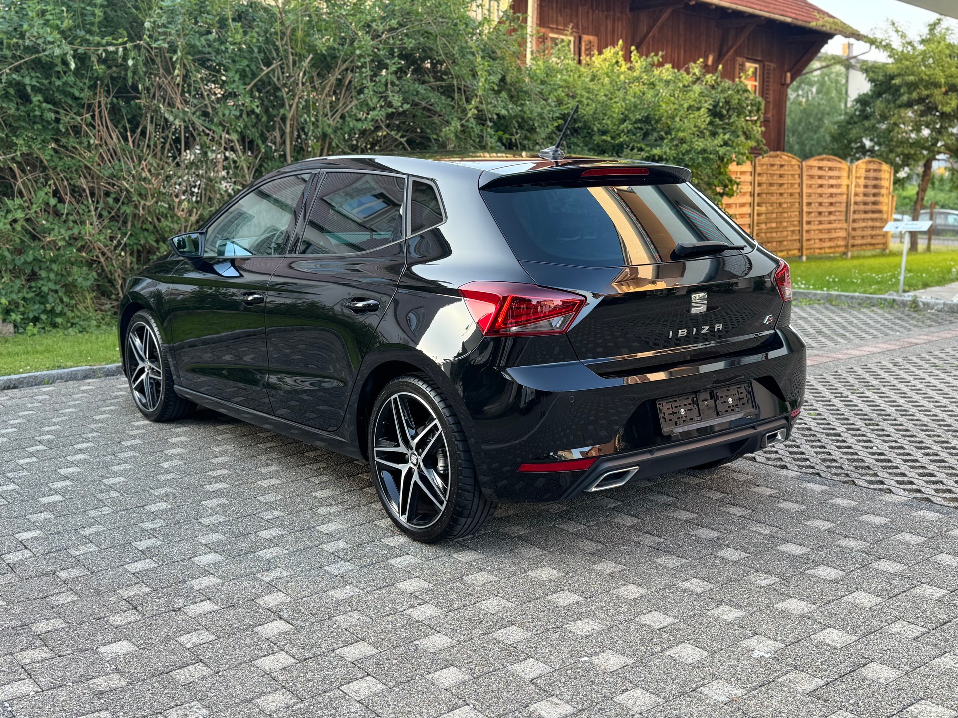 SEAT Ibiza 1.0 EcoTSI FR DSG-image-6
