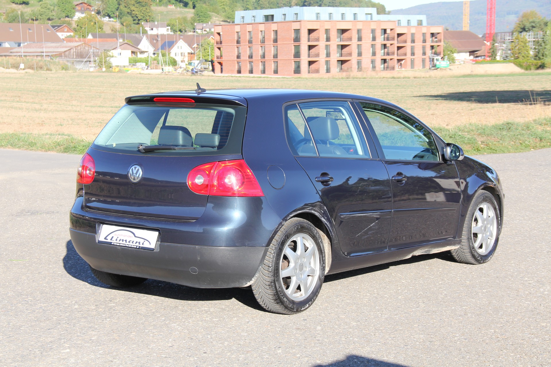 VW Golf 2.0 TDI Sportline-image-5
