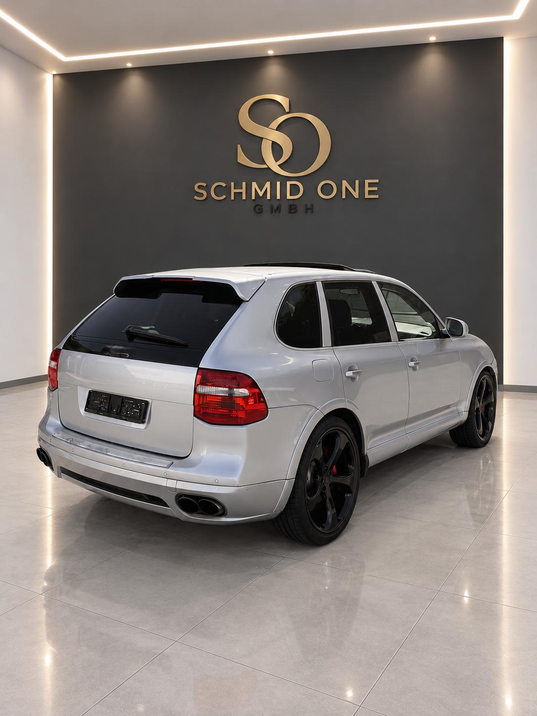 PORSCHE Cayenne Turbo S-image-4