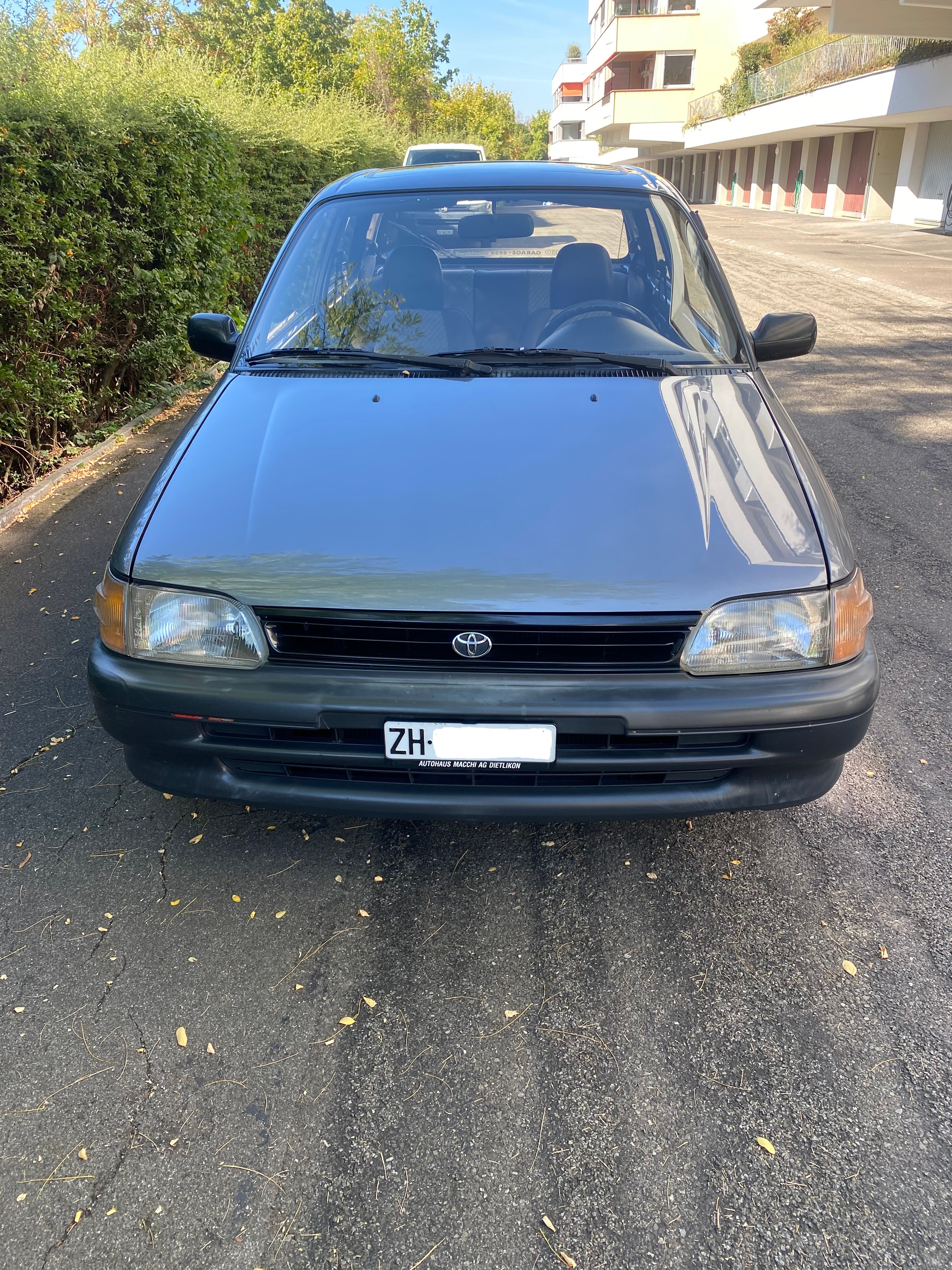 Car photo