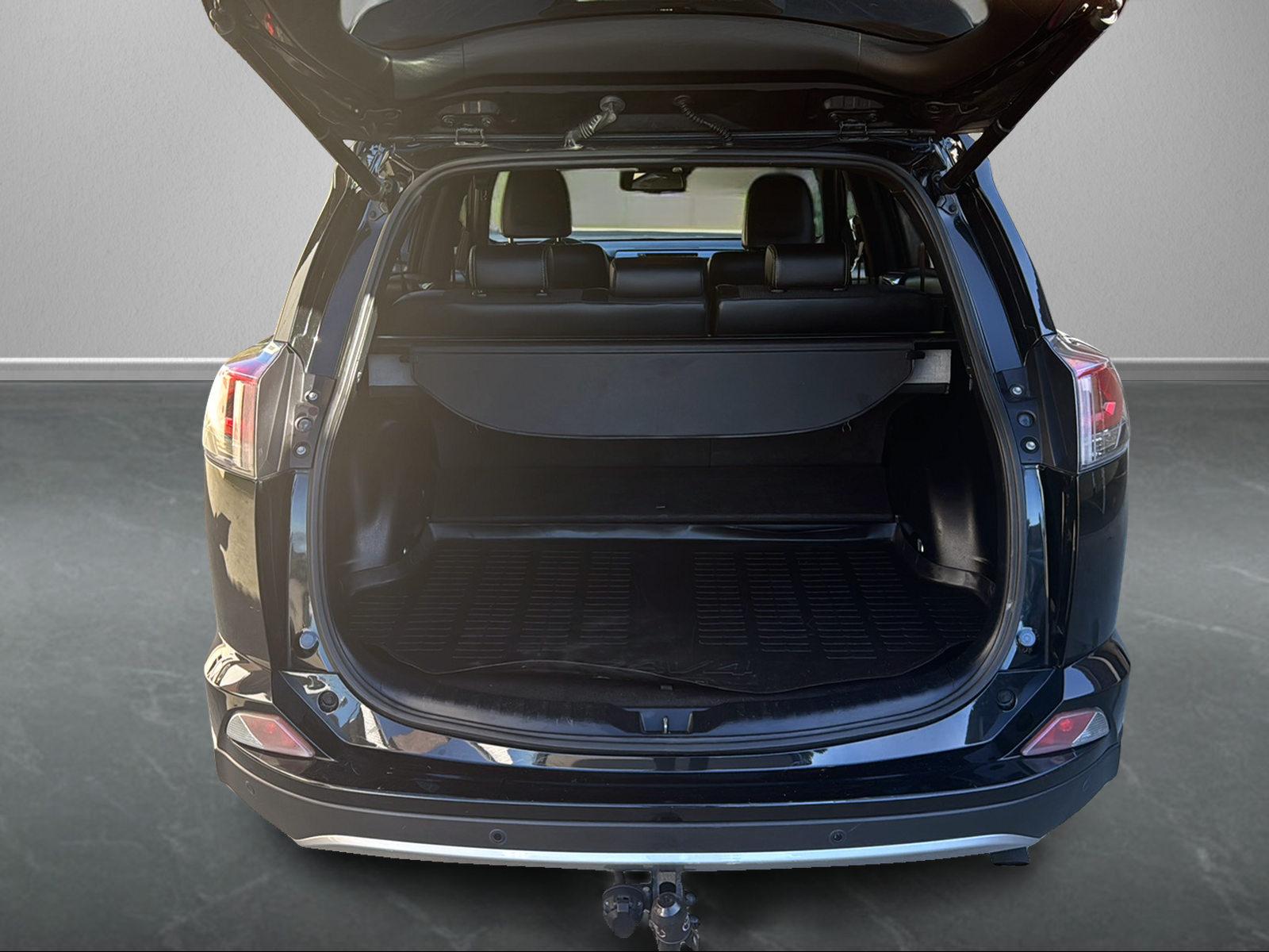 TOYOTA RAV4 2.5 HSD Style-image-9