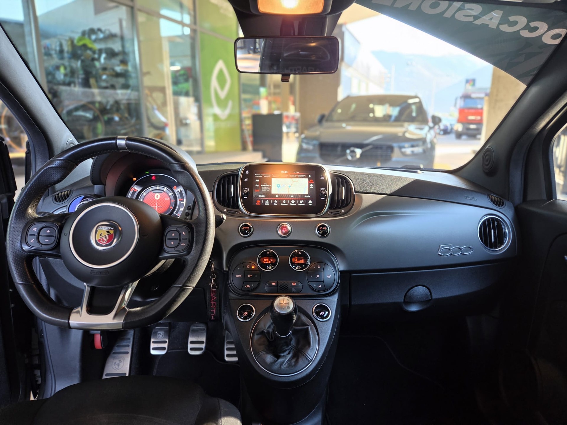 FIAT 595 1.4 16V Turbo Abarth Pista-image-12