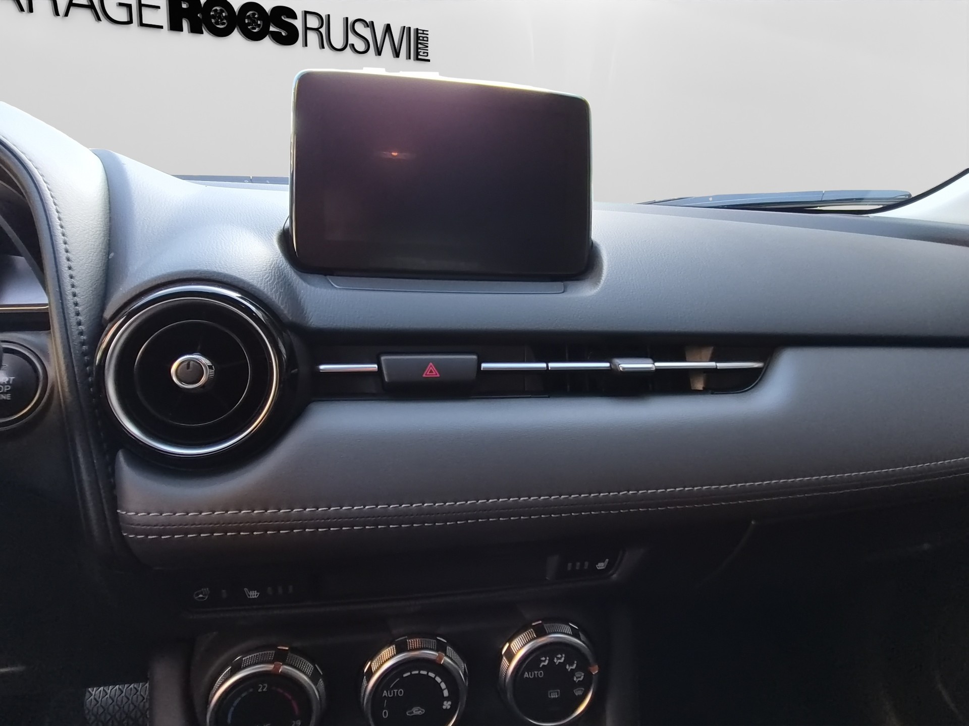 MAZDA CX-3 2.0 Revolution-image-18