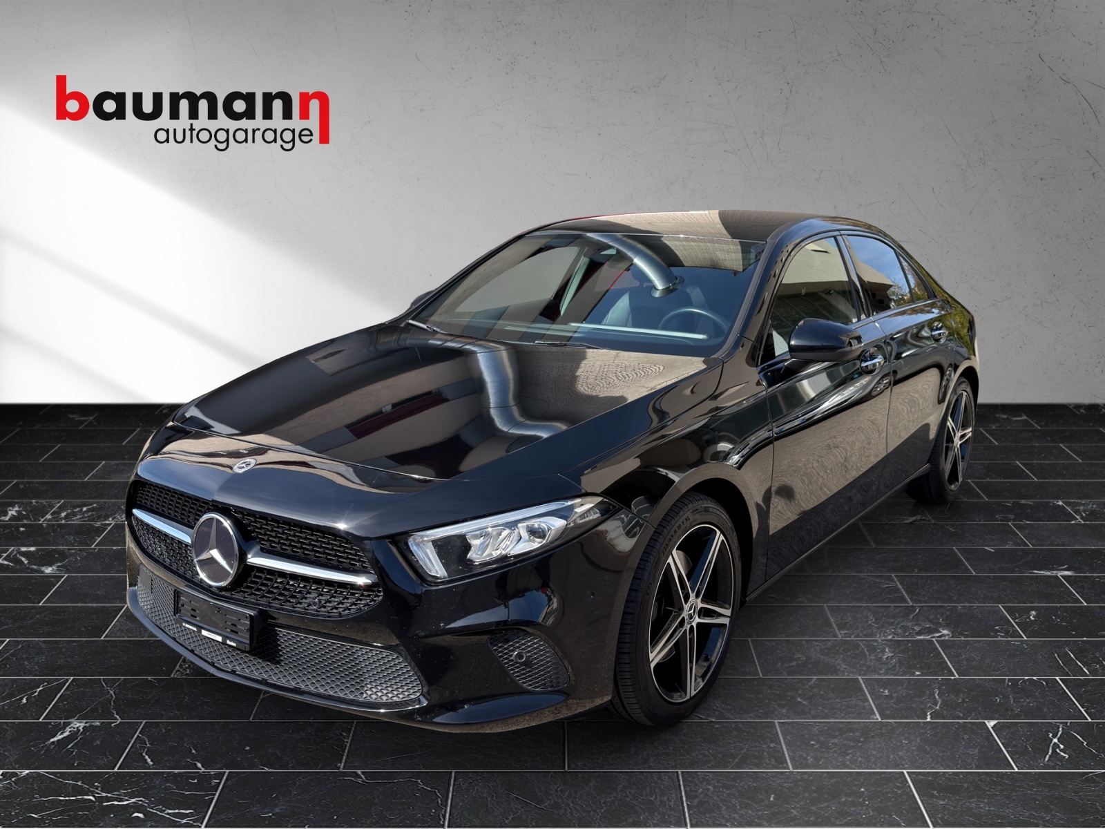MERCEDES-BENZ A 220 Progressive 7G-DCT 4Matic-image-0