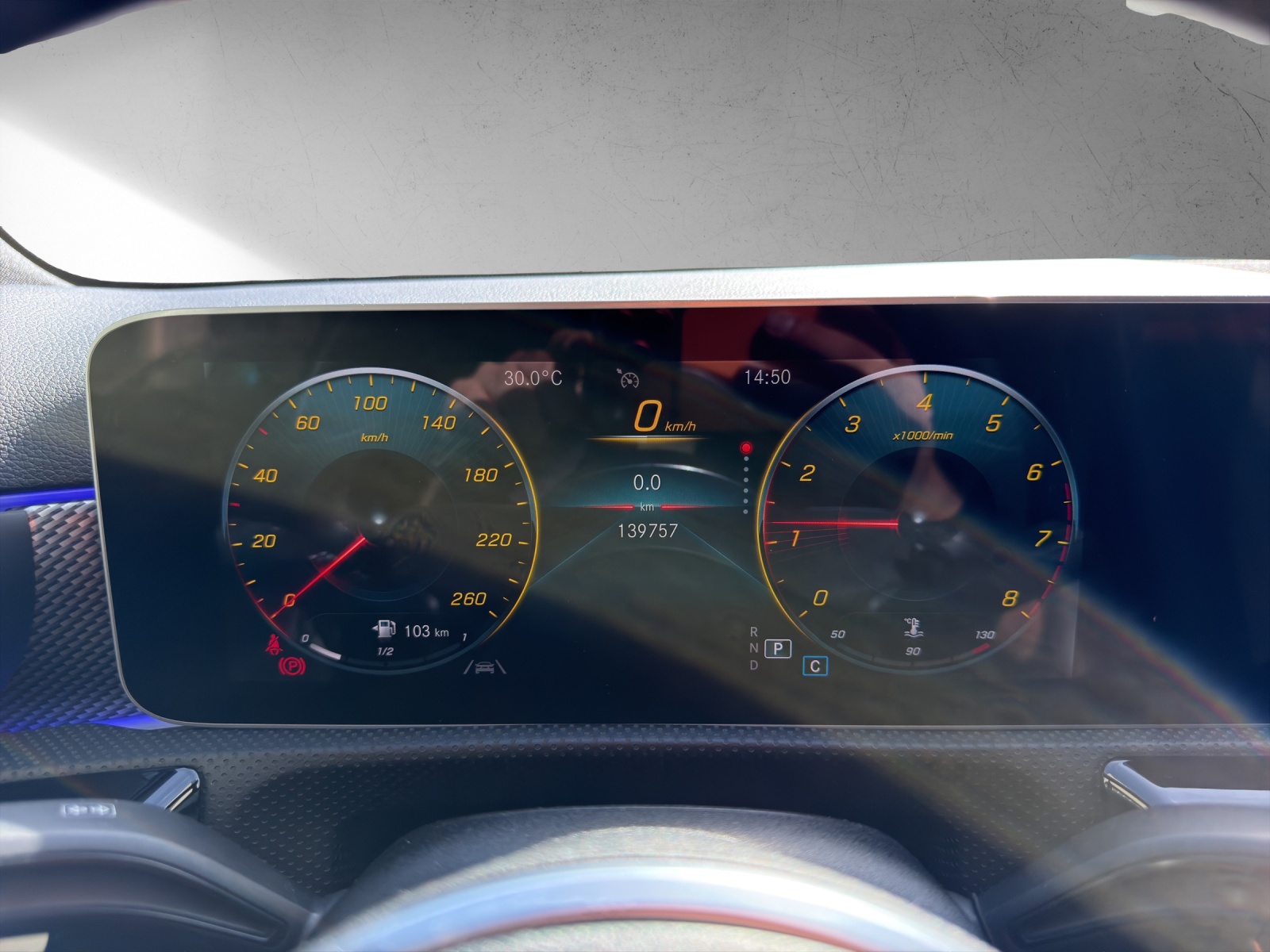 MERCEDES-BENZ A 220 Progressive 7G-DCT 4Matic-image-6