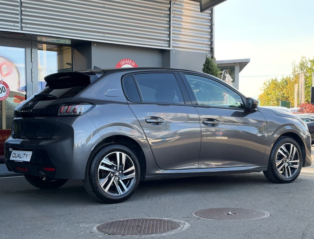PEUGEOT 208 1.2 PureTech Allure-image-2