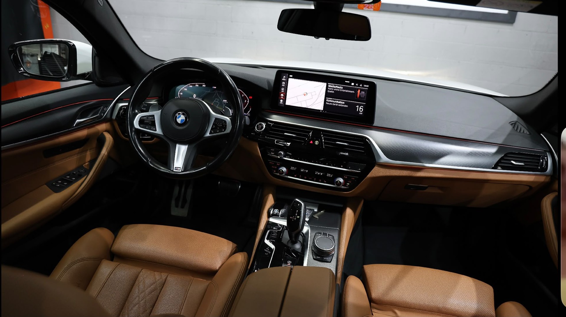 BMW 520d 48V Touring M Sport Steptronic-image-1
