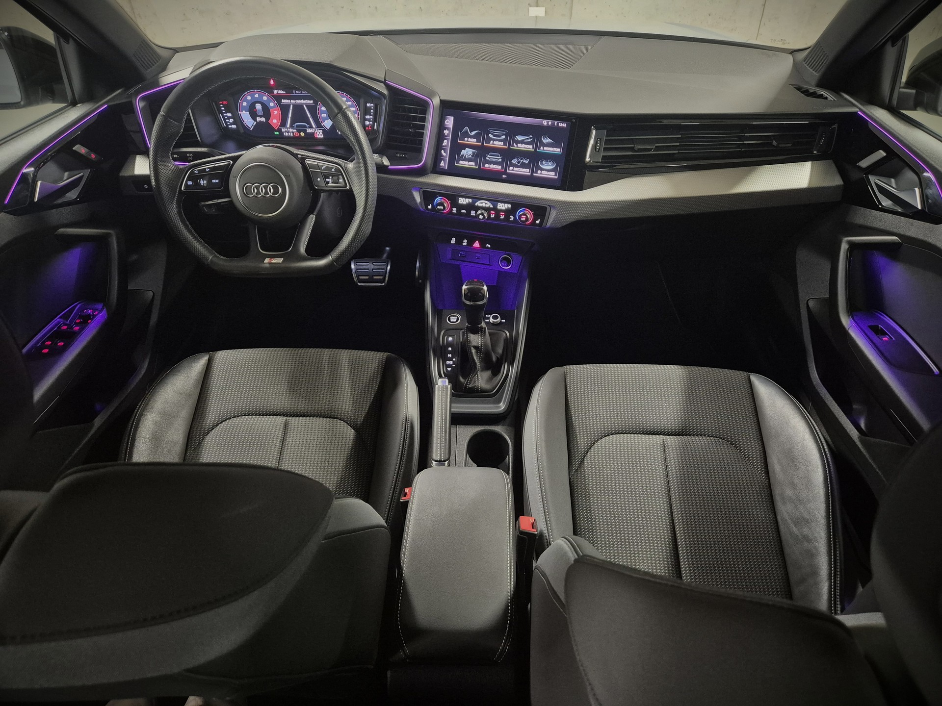 AUDI A1 City Carver 35 TFSI S-tronic S-Line-image-12