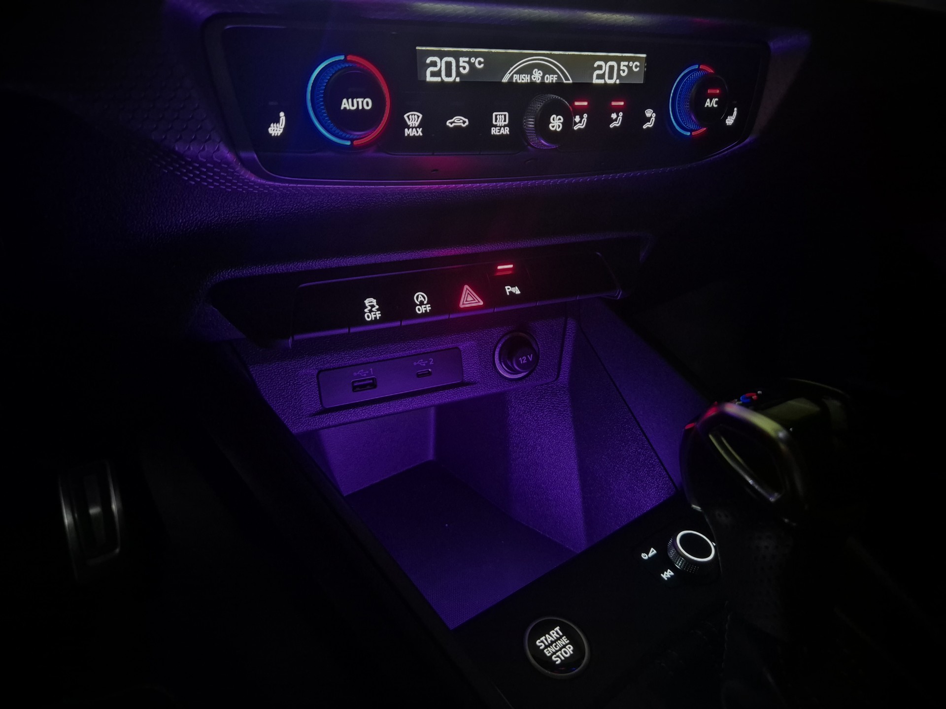 AUDI A1 City Carver 35 TFSI S-tronic S-Line-image-18