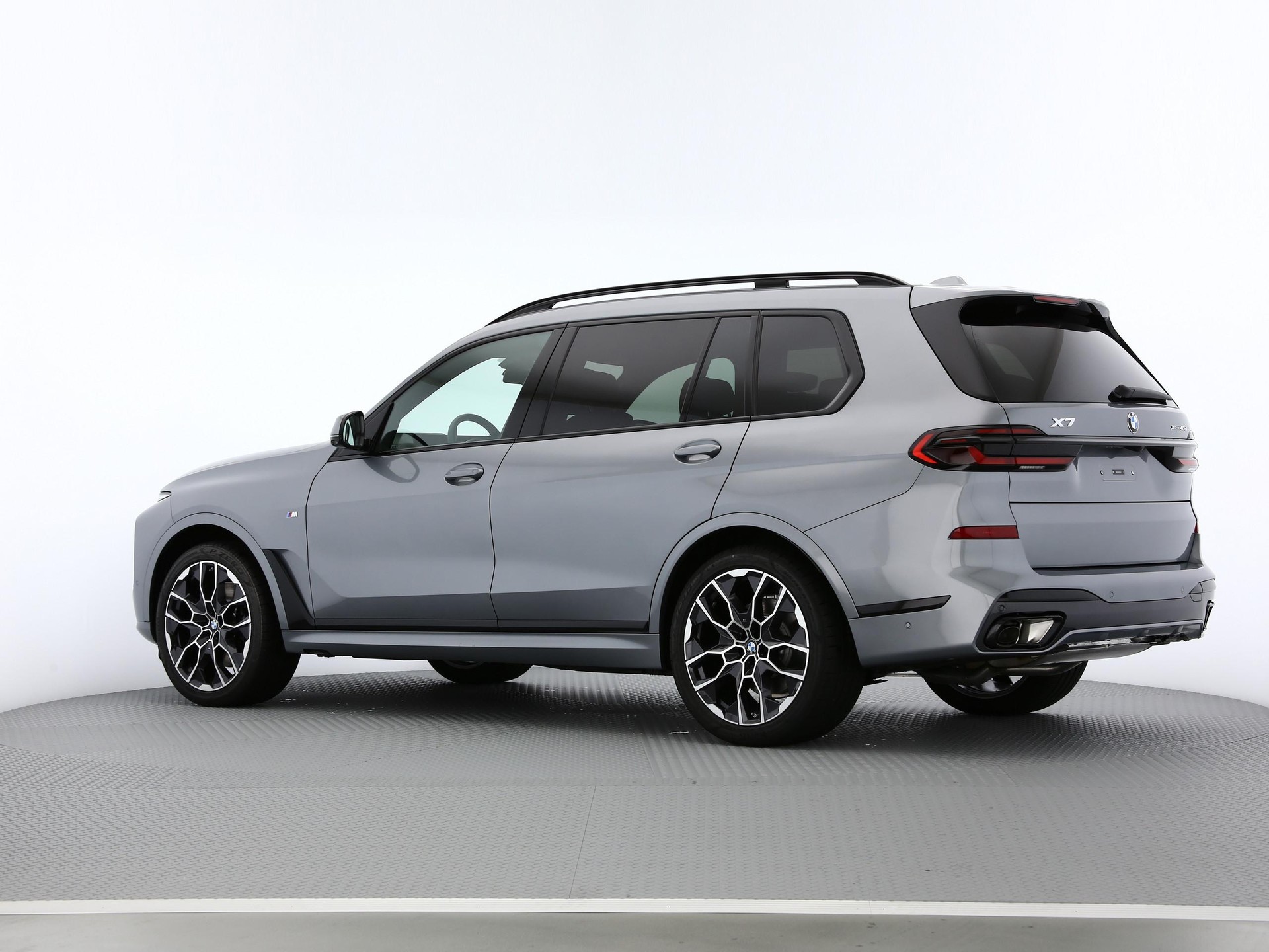 BMW X7 G07 40d xDrive SAG-image-14