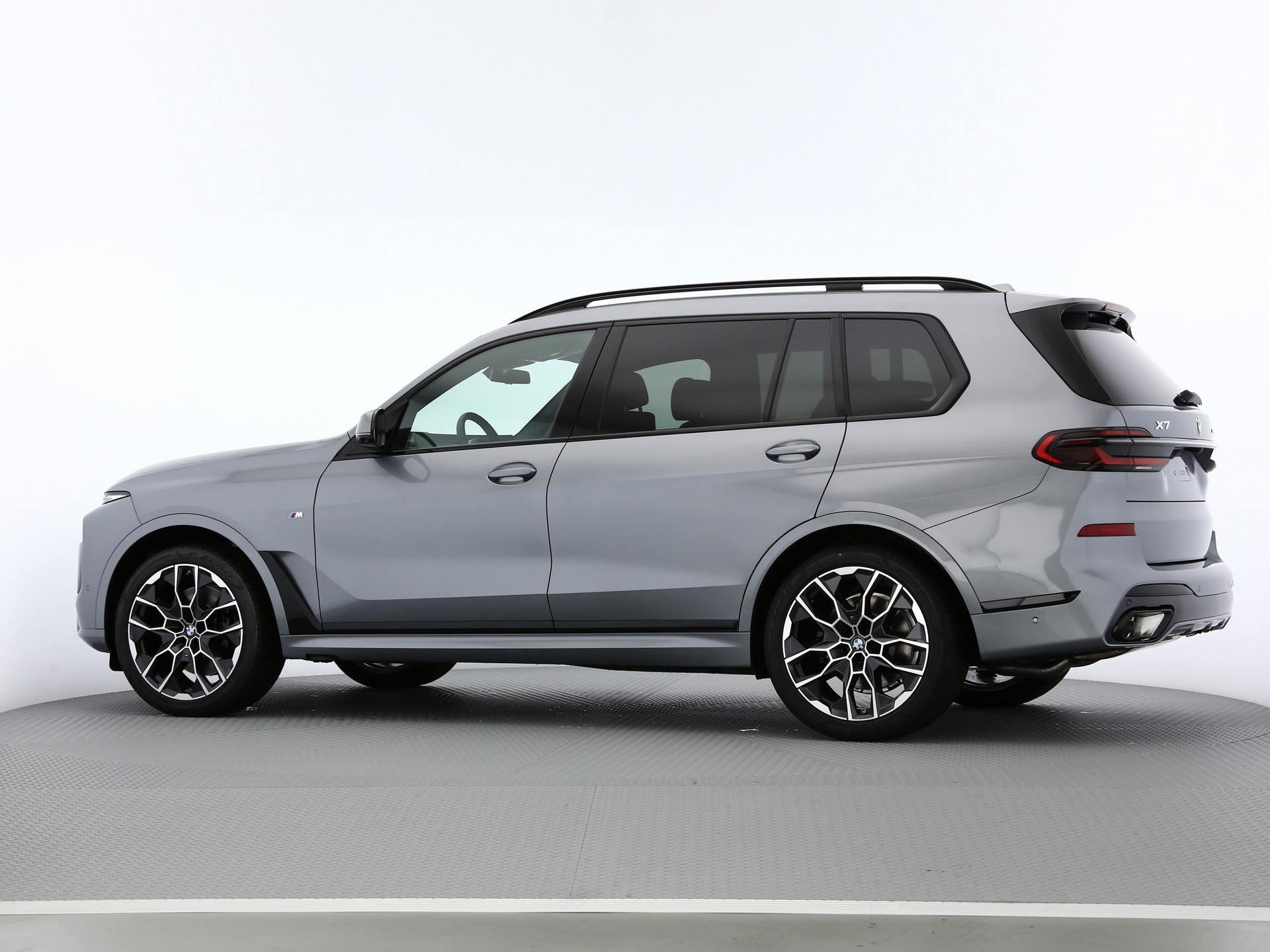 BMW X7 G07 40d xDrive SAG-image-13