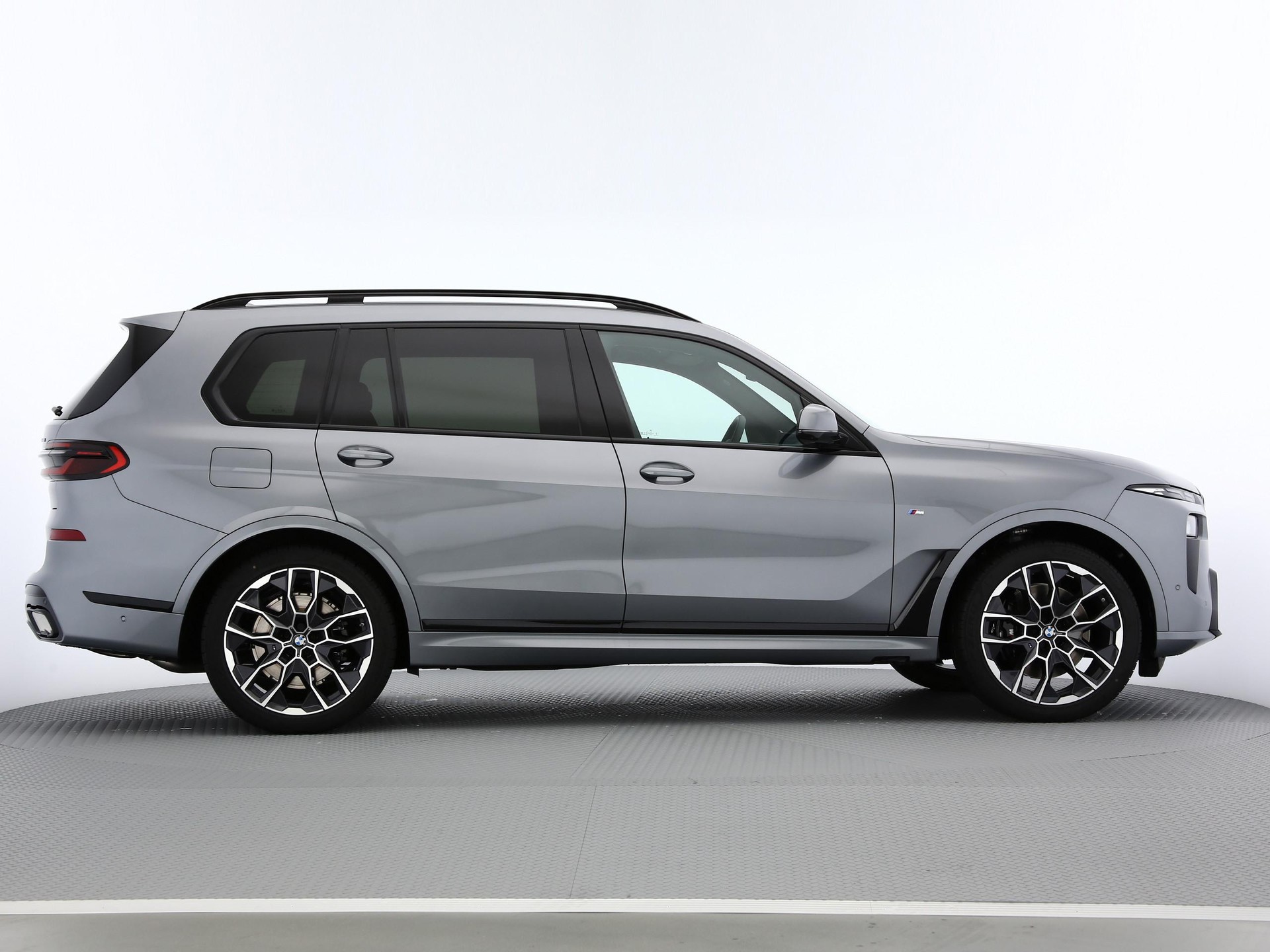 BMW X7 G07 40d xDrive SAG-image-23