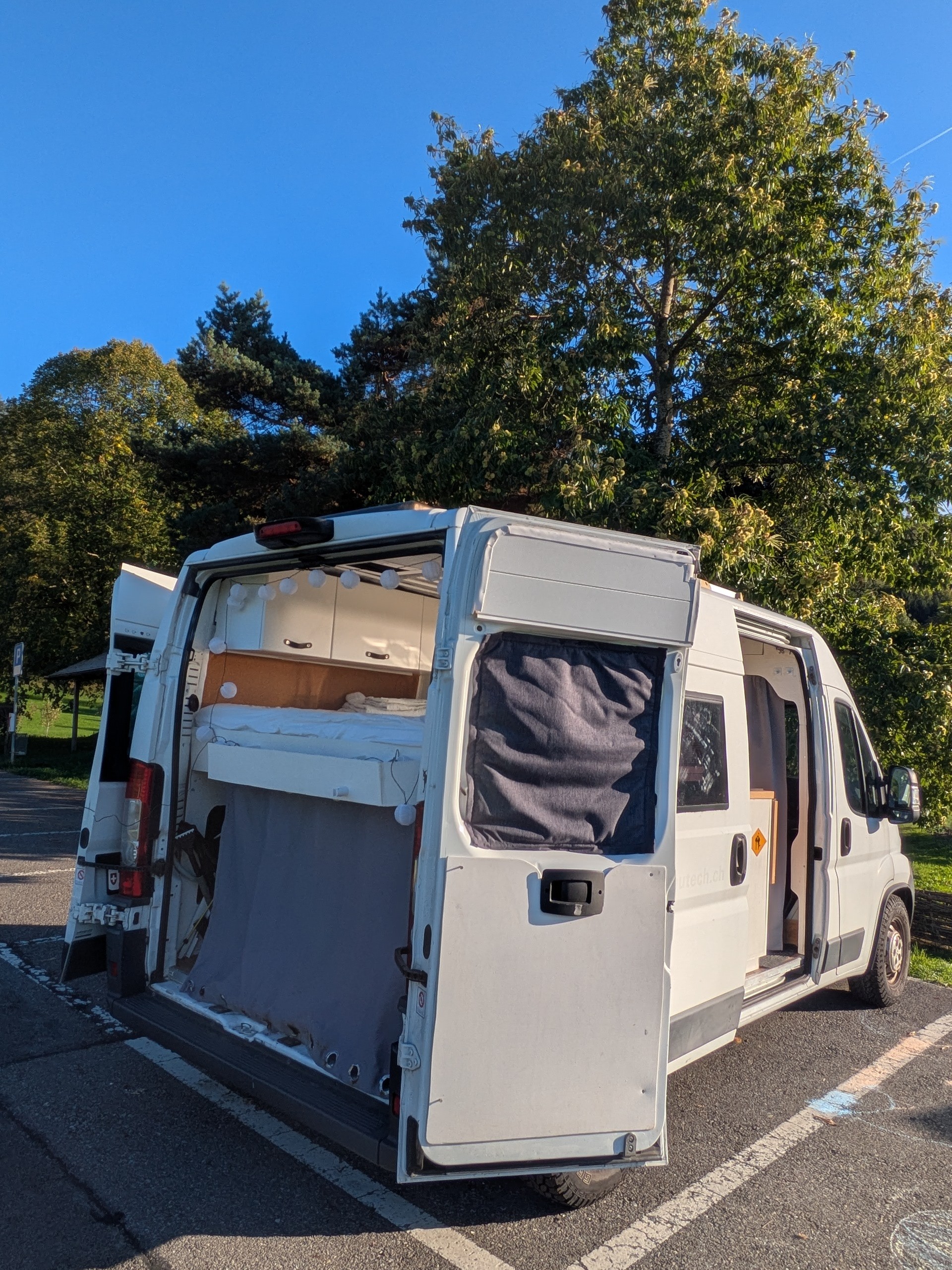 PEUGEOT Camper vollautark Luxus L2H2-image-1