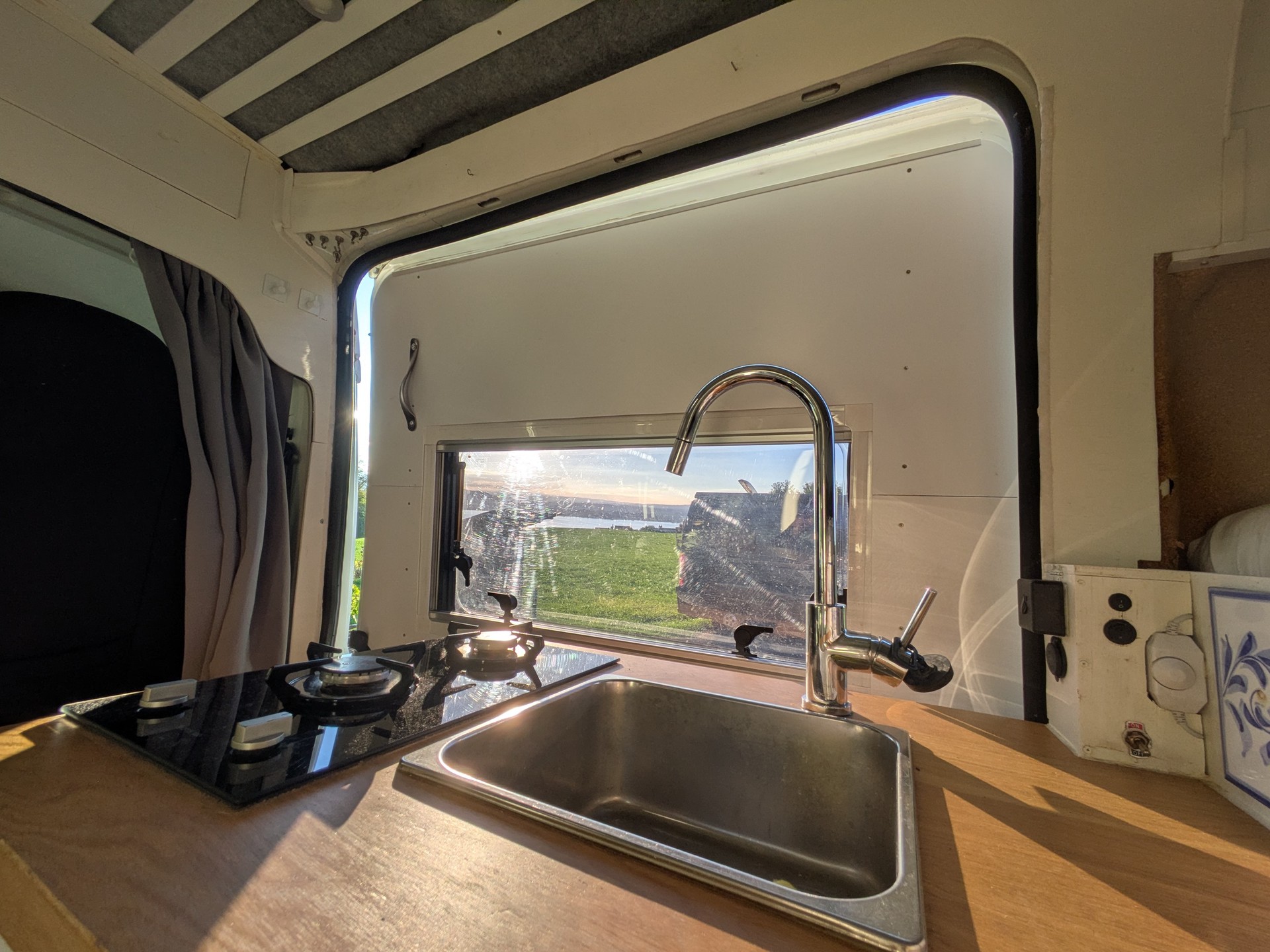 PEUGEOT Camper vollautark Luxus L2H2-image-7