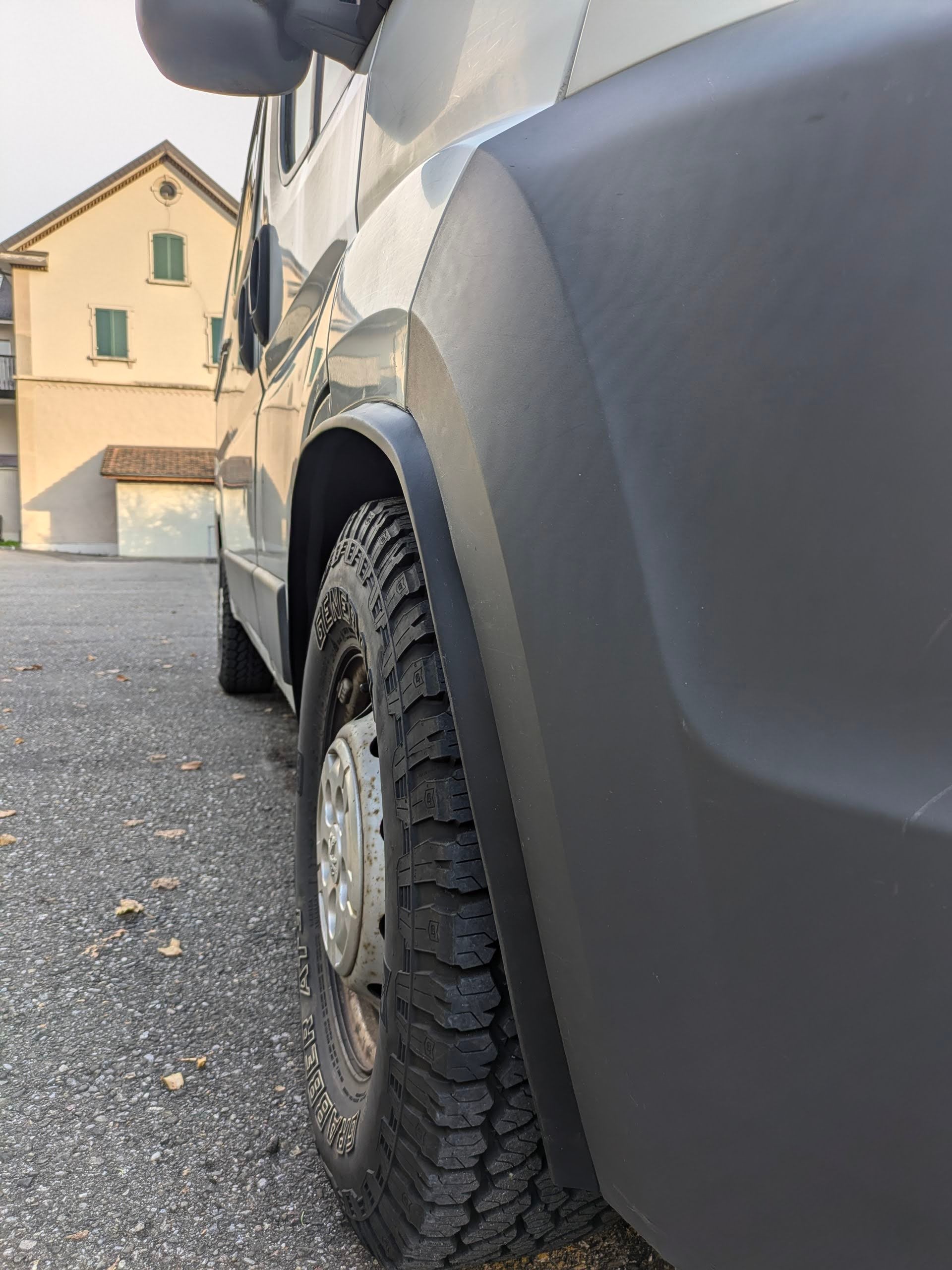 PEUGEOT Camper vollautark Luxus L2H2-image-18