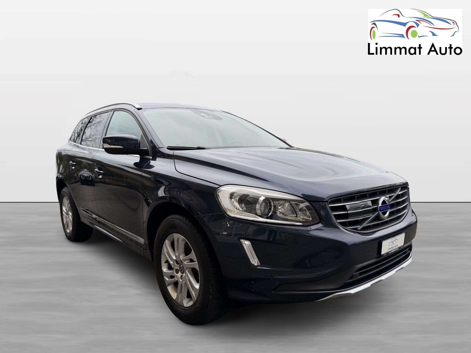 VOLVO XC60 D5 AWD Summum Geartronic-image-6