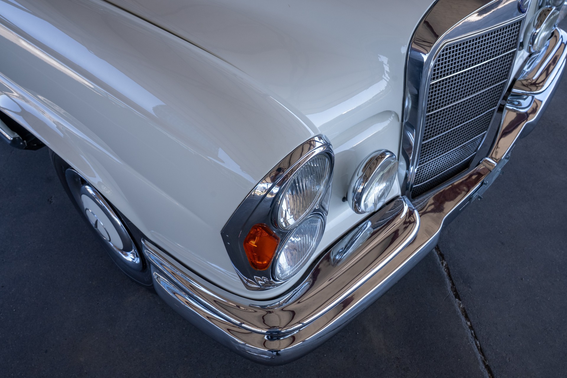 MERCEDES-BENZ 220 SEB, werk.lab classics-image-1