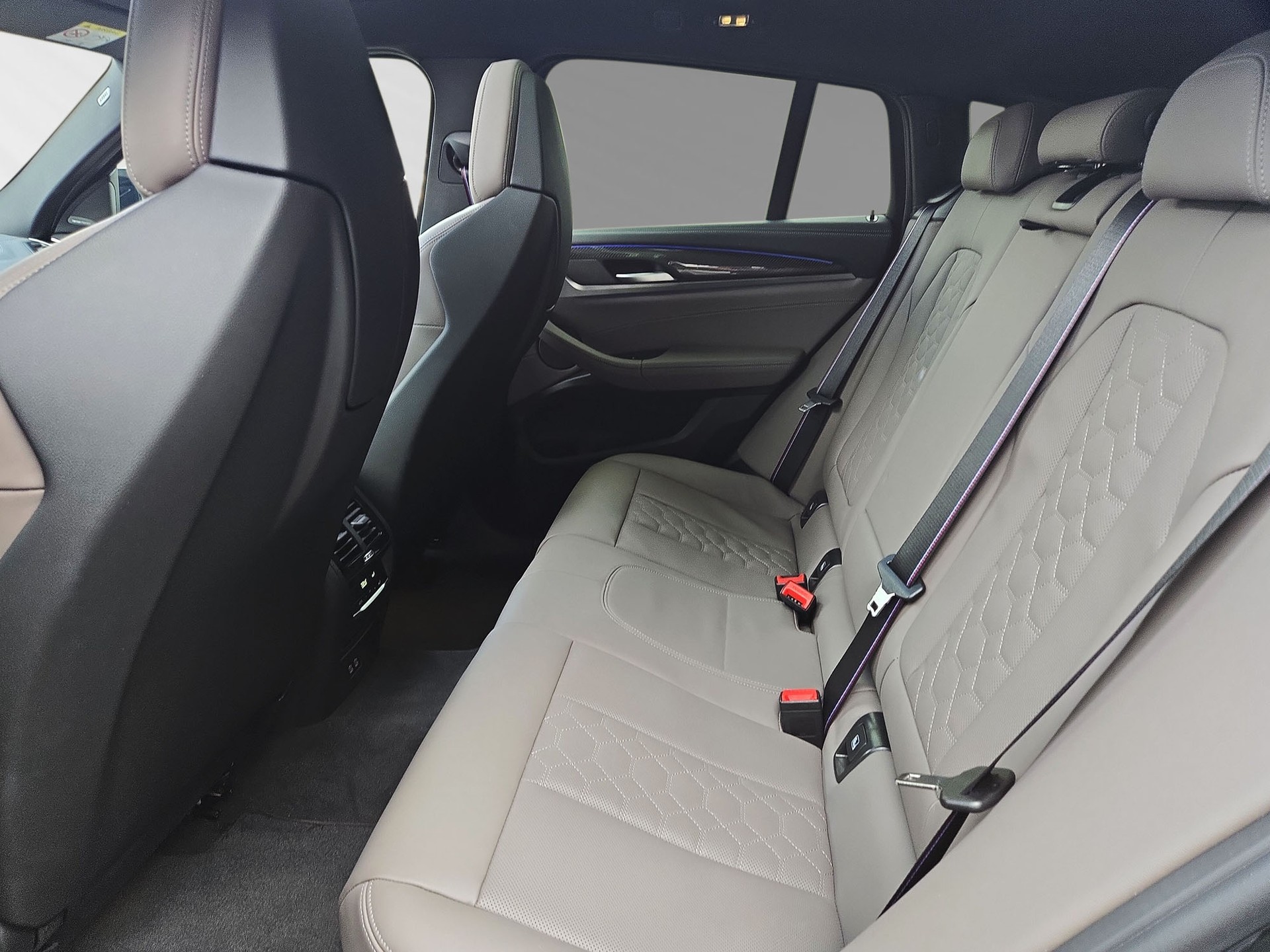 BMW X4M xDrive M Competition Steptronic-image-6
