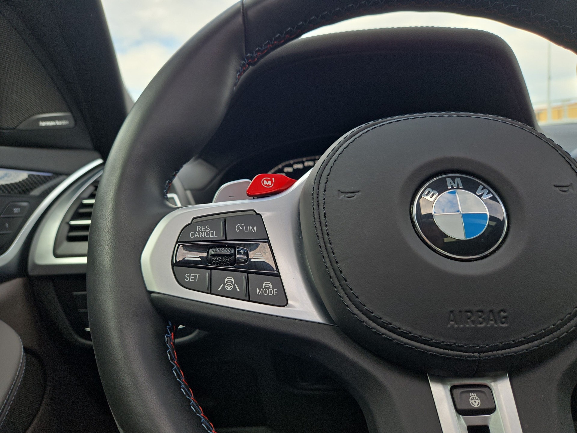 BMW X4M xDrive M Competition Steptronic-image-13