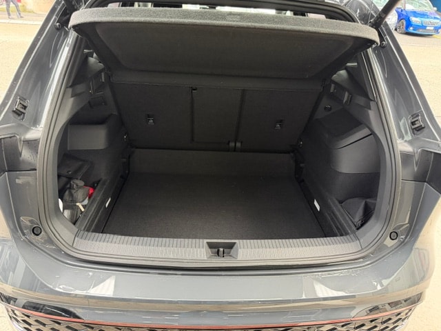 VW Tiguan 2.0 TDI SCR R-Line 4Motion DSG-image-6