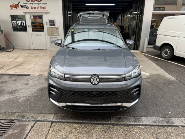 VW Tiguan 2.0 TDI SCR R-Line 4Motion DSG