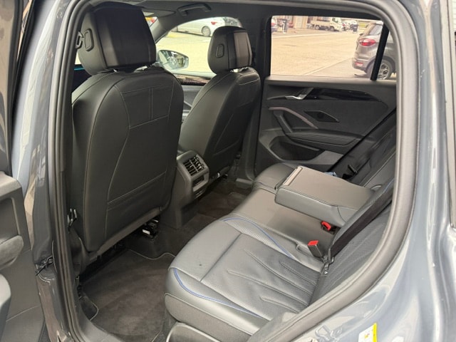 VW Tiguan 2.0 TDI SCR R-Line 4Motion DSG-image-7