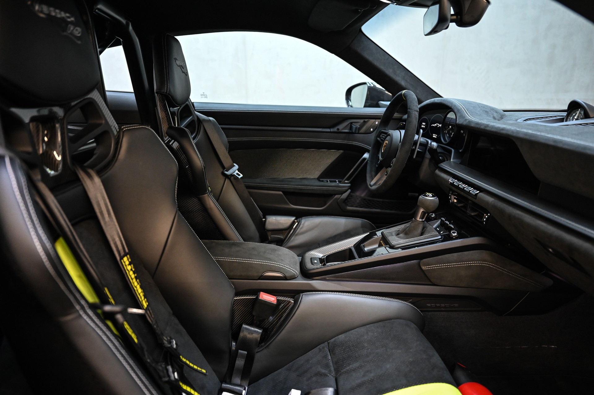PORSCHE 911 GT3 RS PDK mit Weissach Paket-image-35