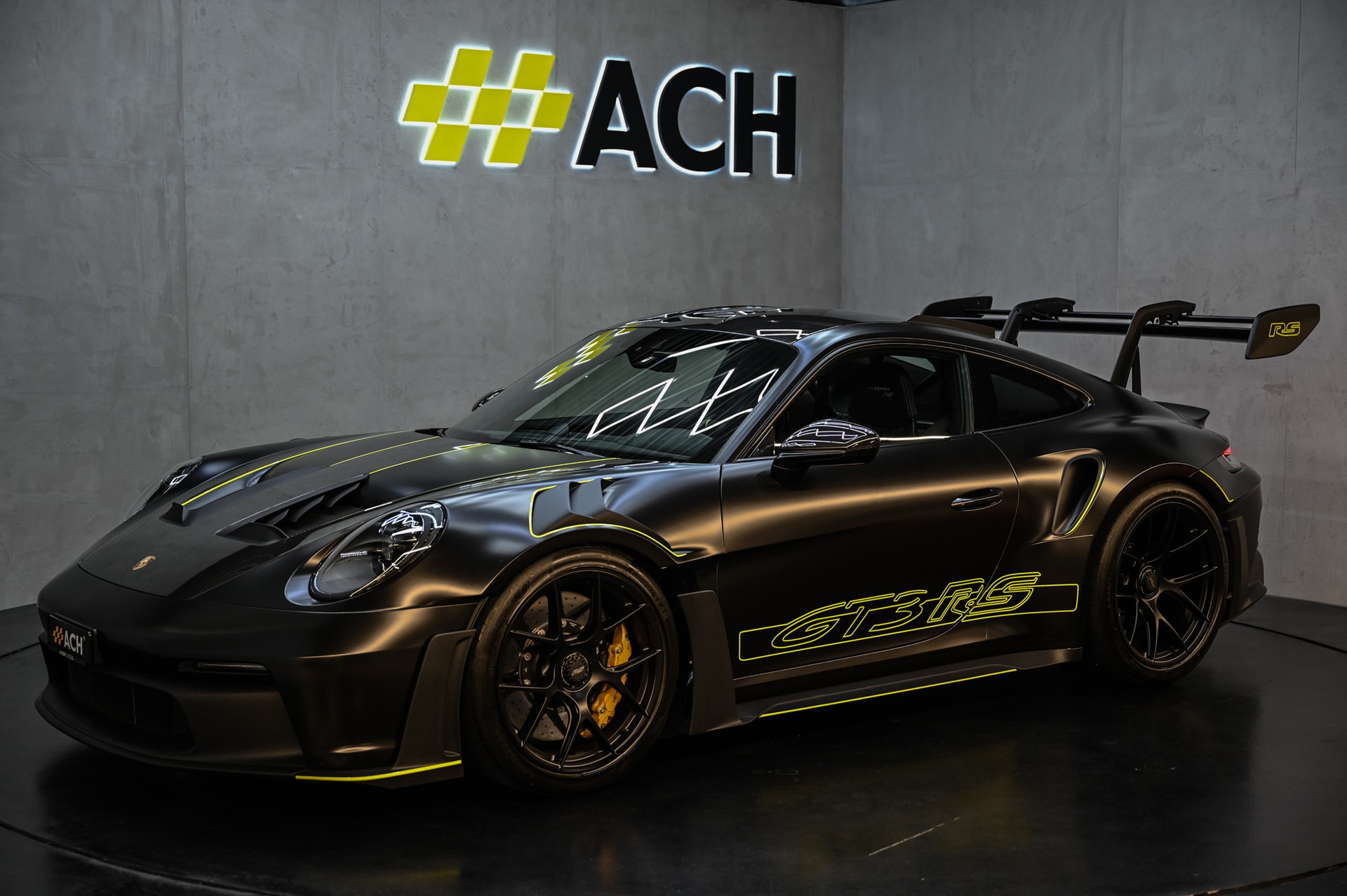 PORSCHE 911 GT3 RS PDK mit Weissach Paket-image-5