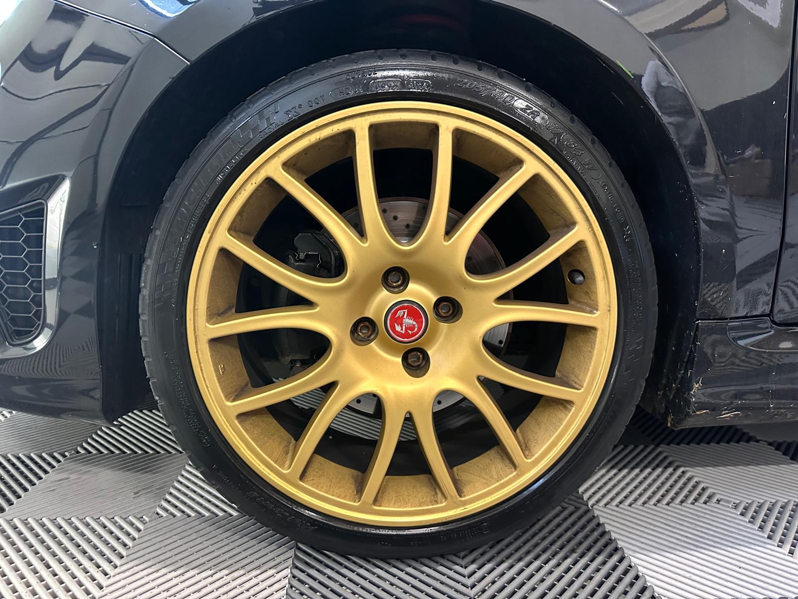 FIAT 595 1.4 16V Turbo Abarth Turismo Edition Scorpioneoro-image-28