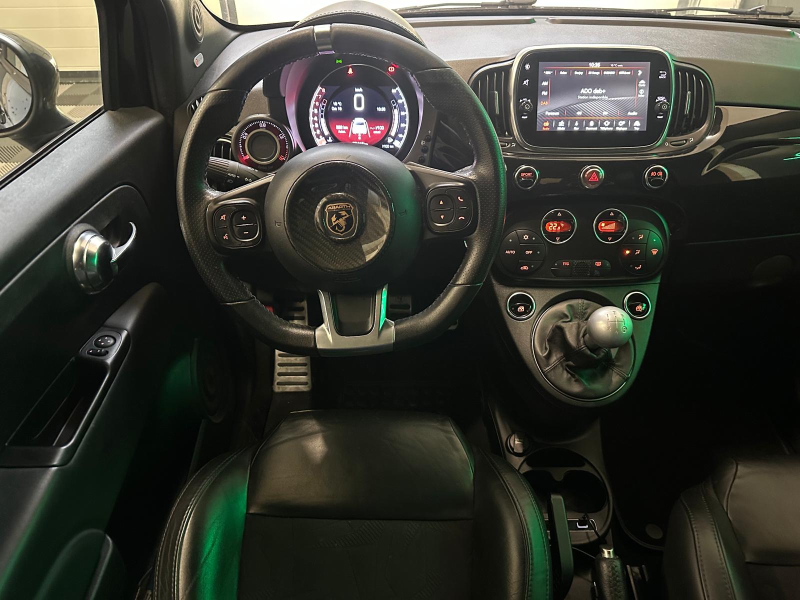 FIAT 595 1.4 16V Turbo Abarth Turismo Edition Scorpioneoro-image-15