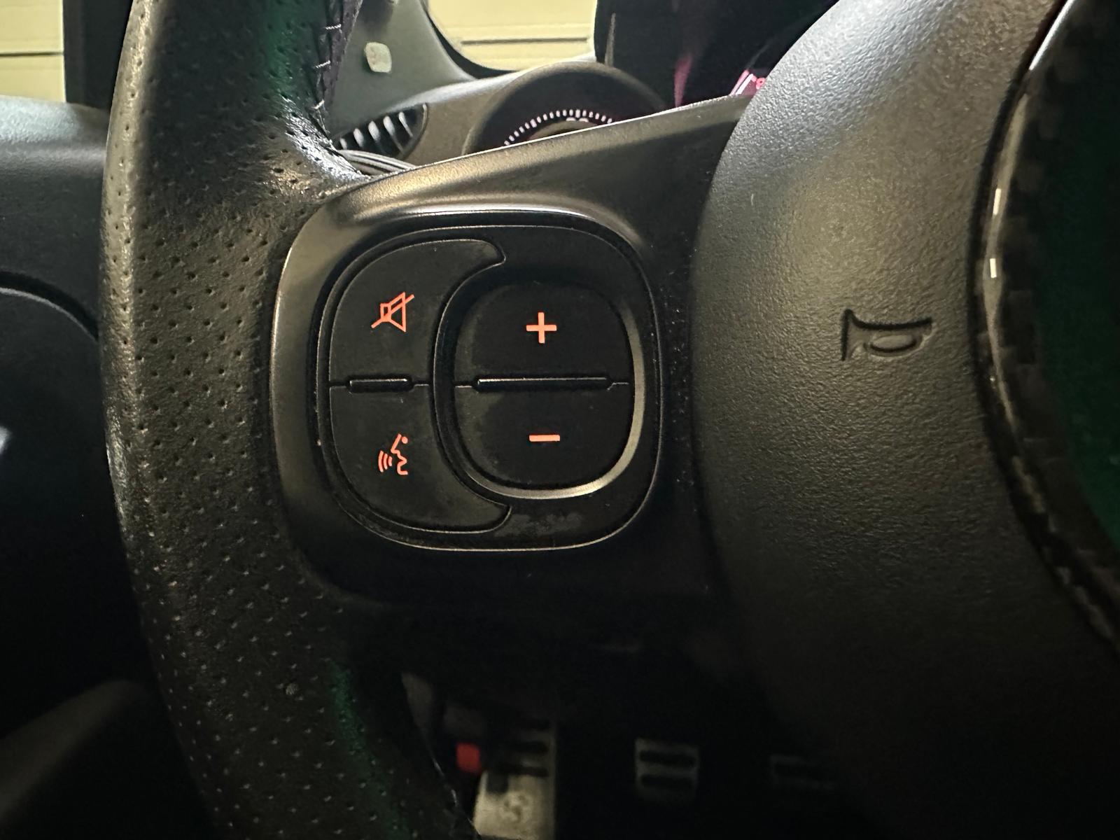 FIAT 595 1.4 16V Turbo Abarth Turismo Edition Scorpioneoro-image-17