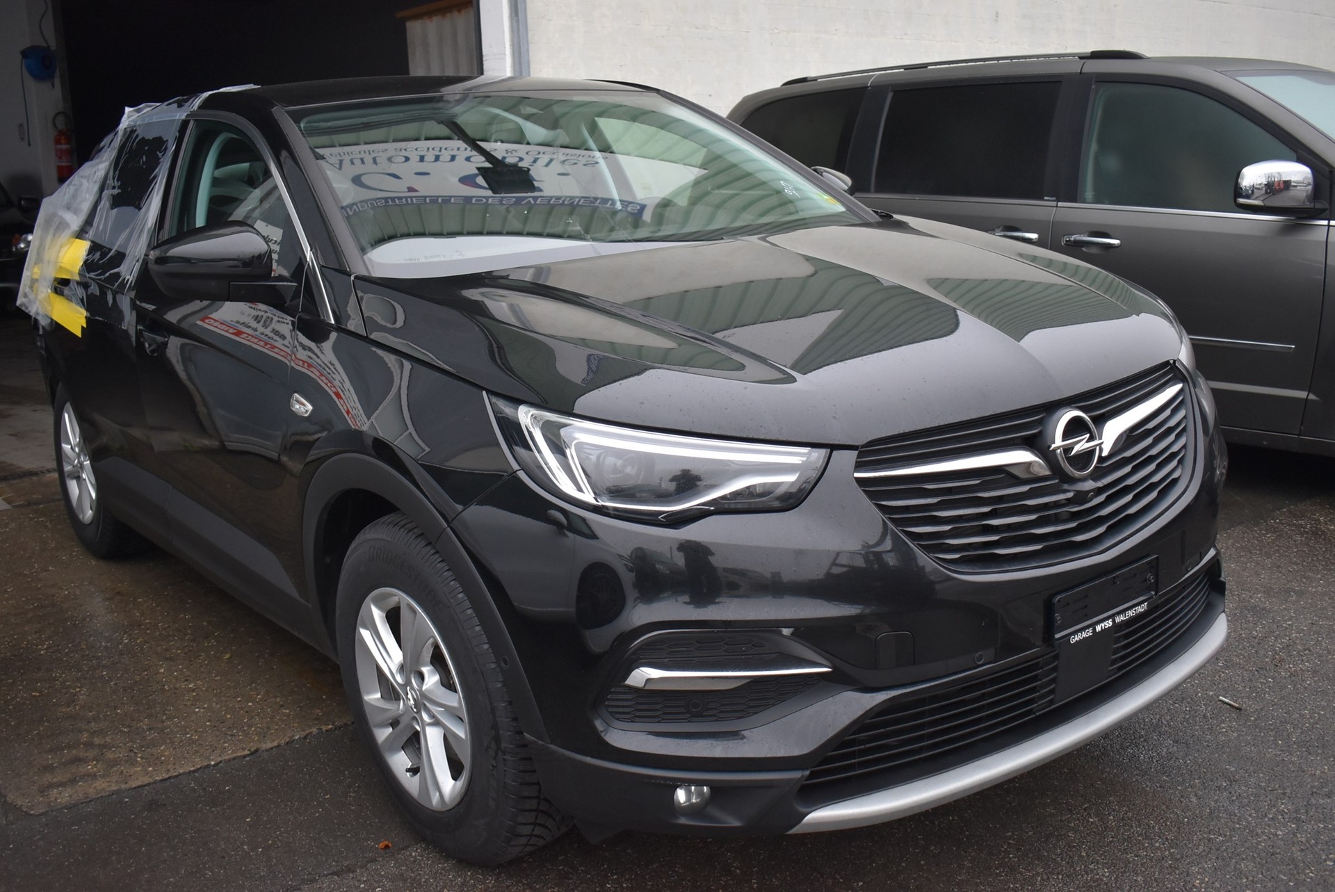 OPEL Grandland X 1.2i TP Automatik-image-0