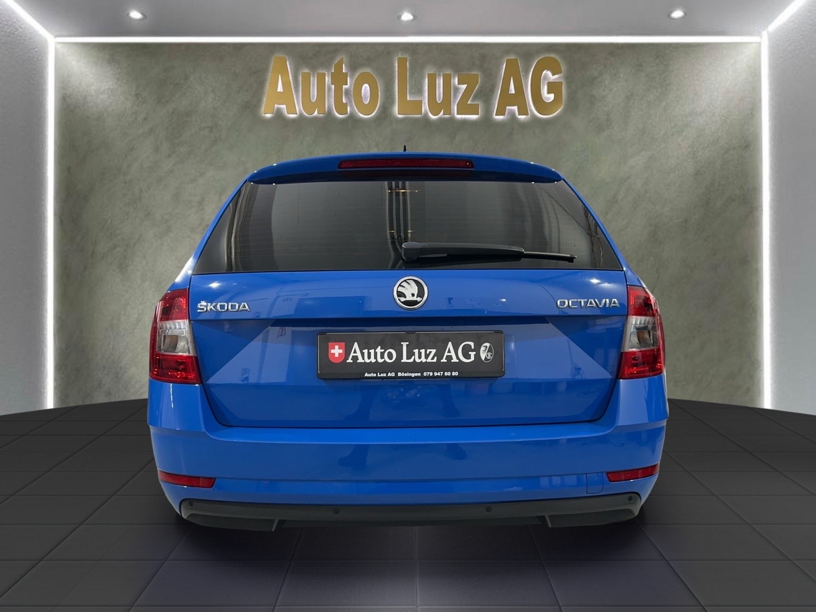 SKODA Octavia Combi 1.6 TDI Ambition-image-2