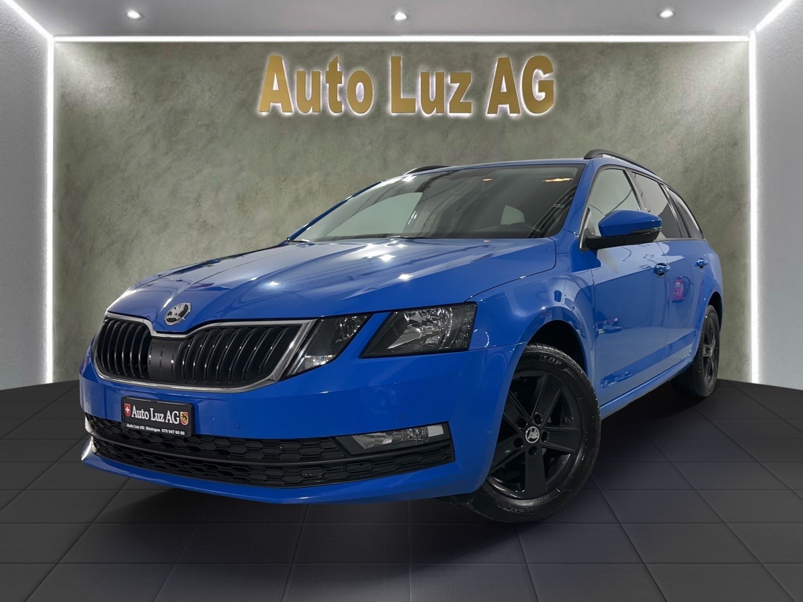 SKODA Octavia Combi 1.6 TDI Ambition-image-0