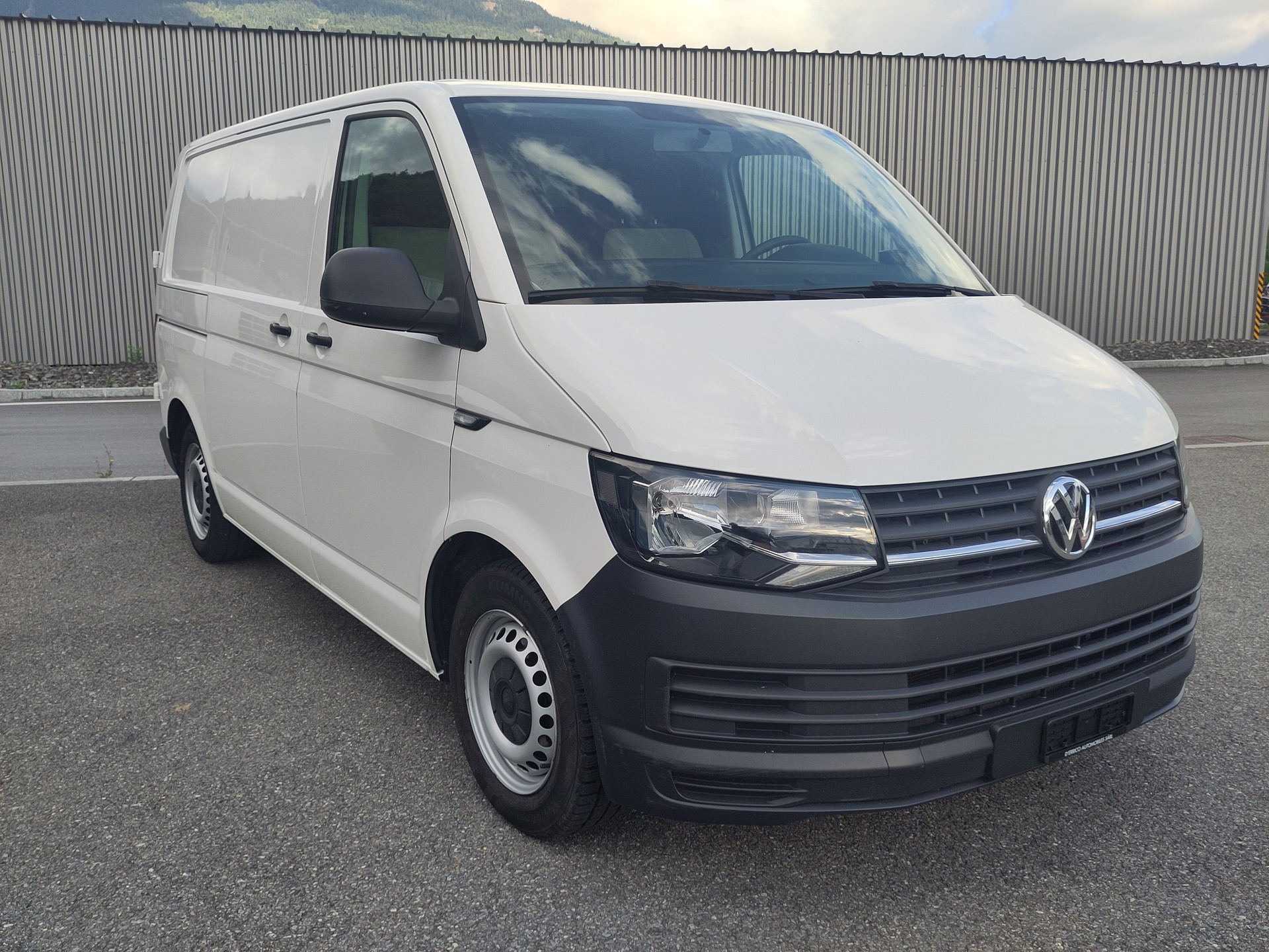 VW T6 2.0 TDI Entry