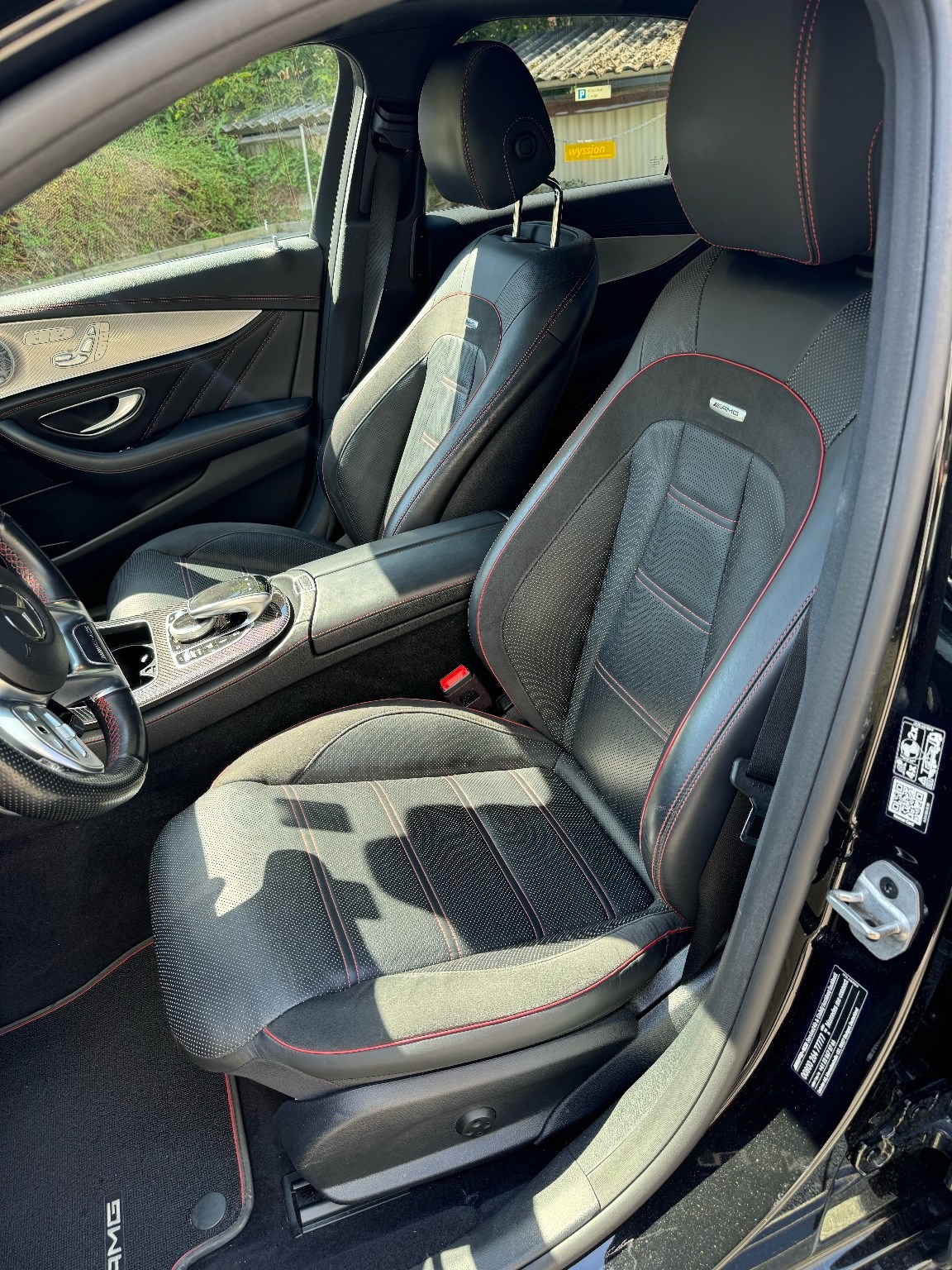 MERCEDES-BENZ AMG E 53 4Matic+ Speedshift 9G-TCT-image-15