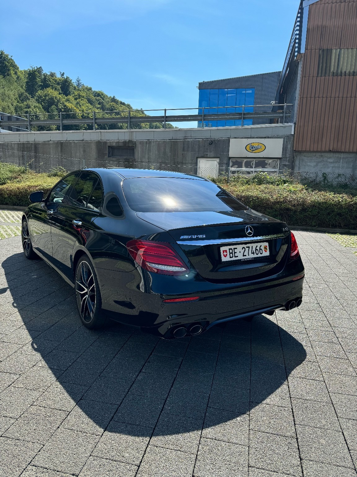 MERCEDES-BENZ AMG E 53 4Matic+ Speedshift 9G-TCT-image-2