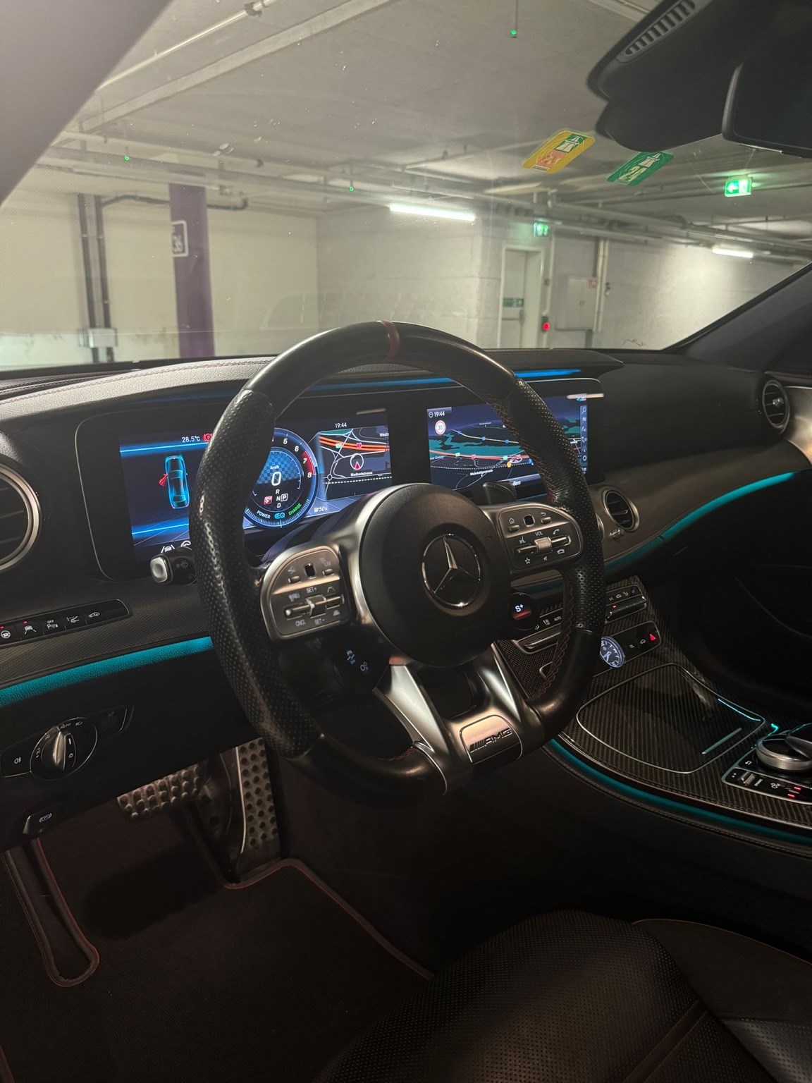 MERCEDES-BENZ AMG E 53 4Matic+ Speedshift 9G-TCT-image-9