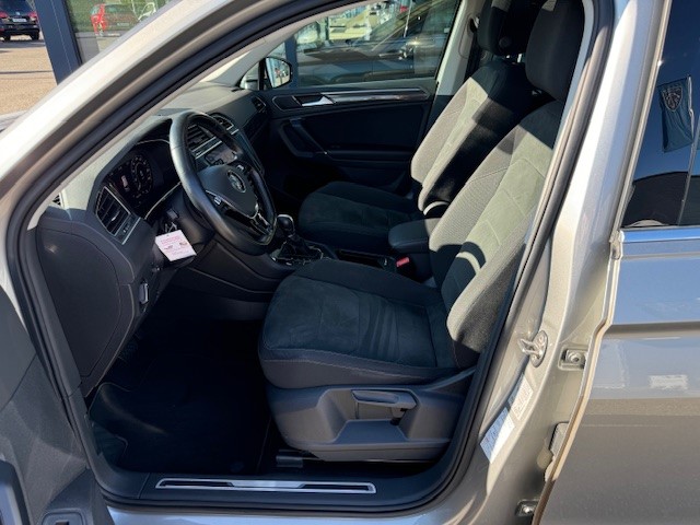 VW Tiguan 2.0TSI Highline 4Motion DSG-image-4