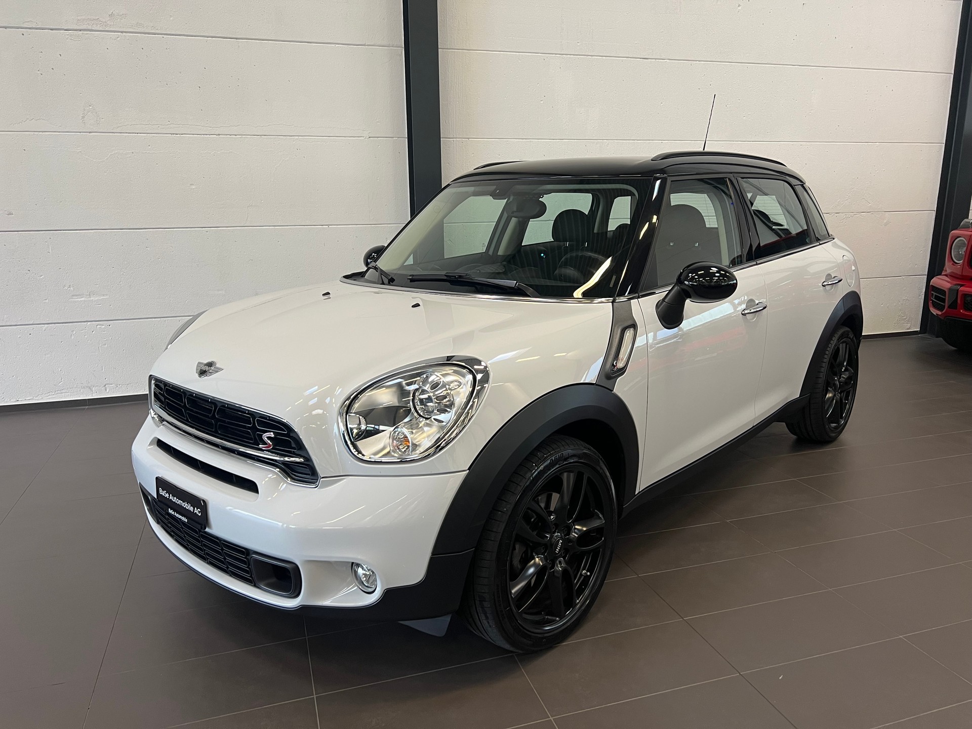 MINI Countryman Cooper S FWD Steptronic-image-0