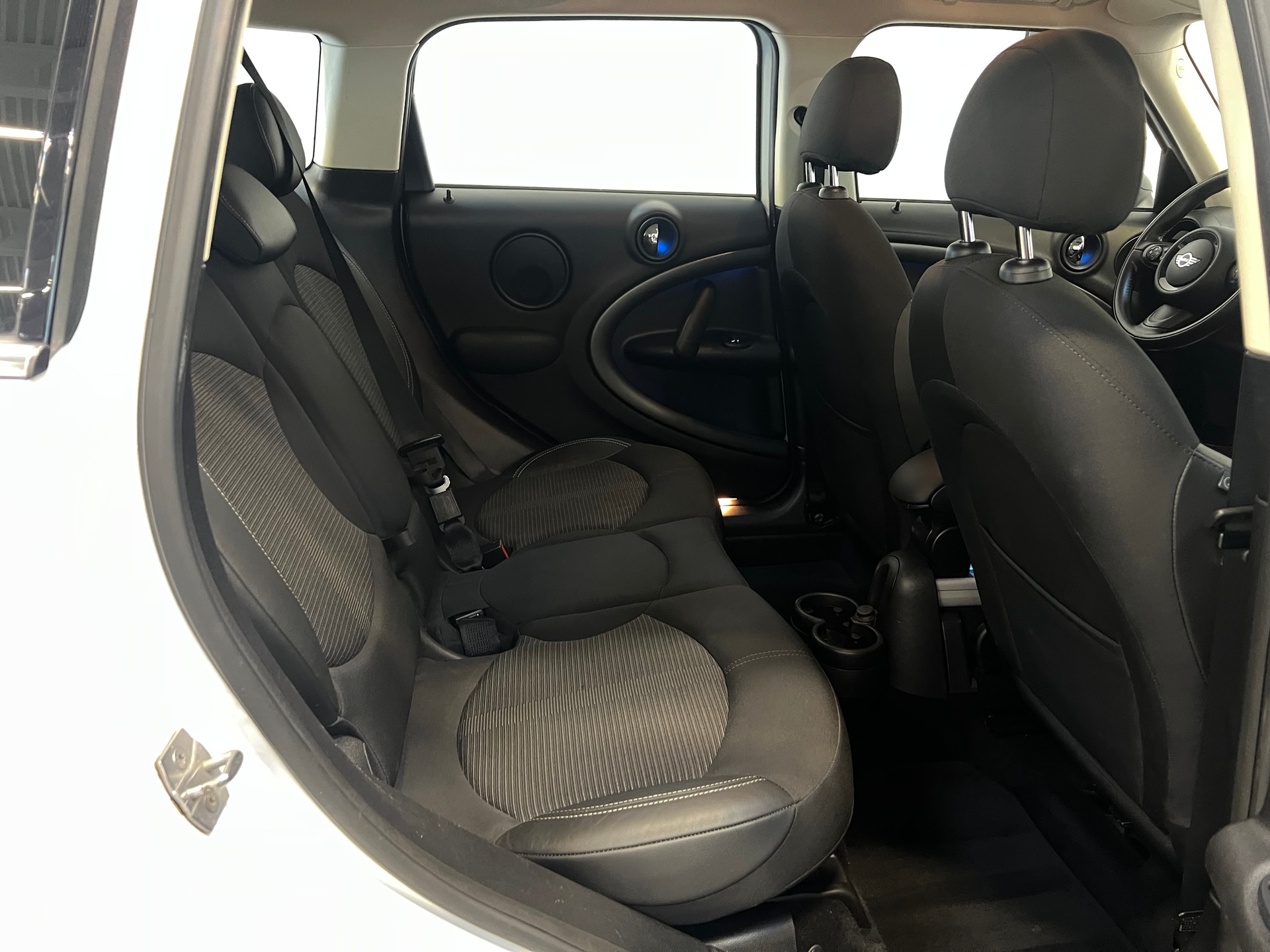 MINI Countryman Cooper S FWD Steptronic-image-23