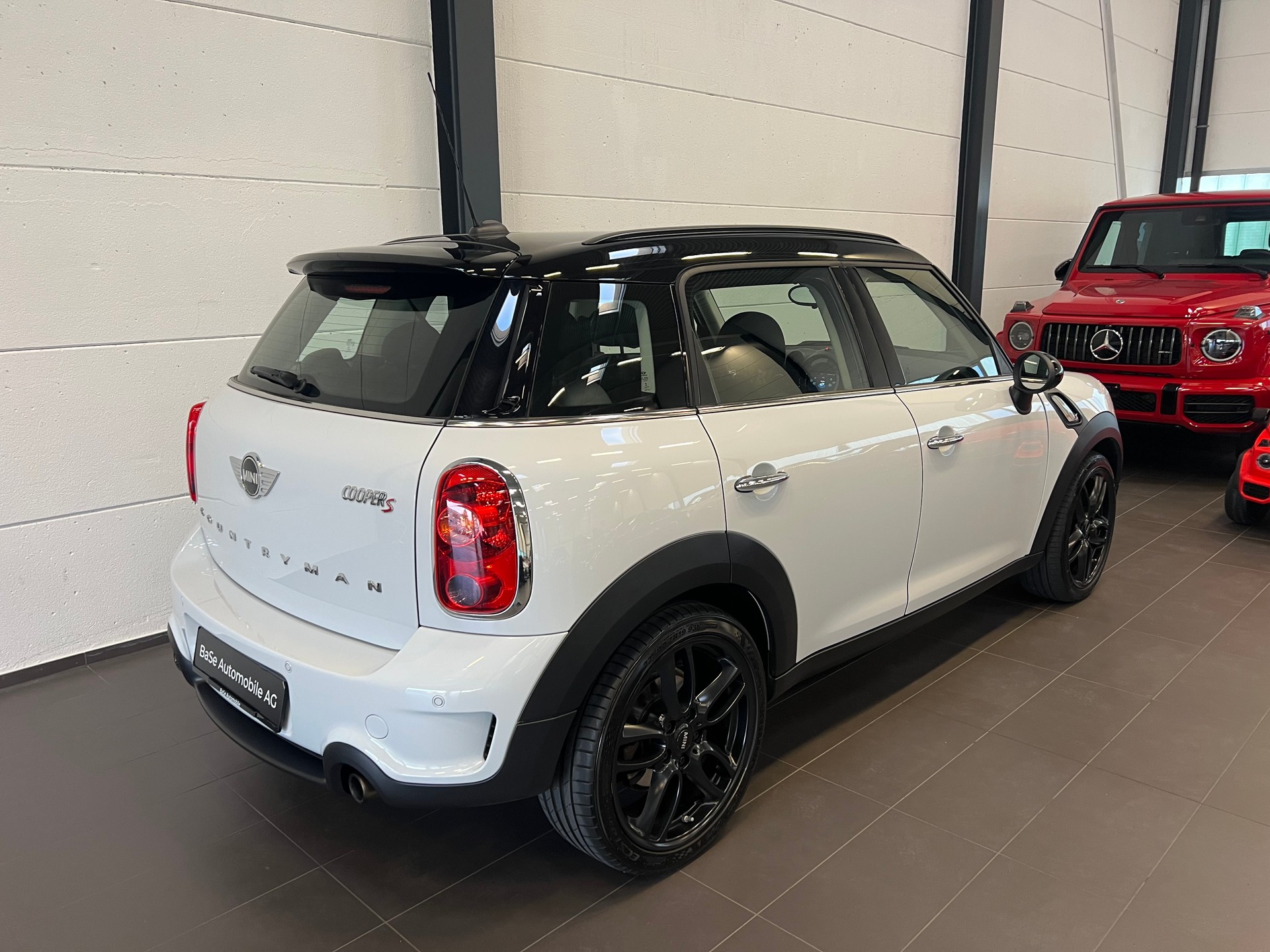 MINI Countryman Cooper S FWD Steptronic-image-16