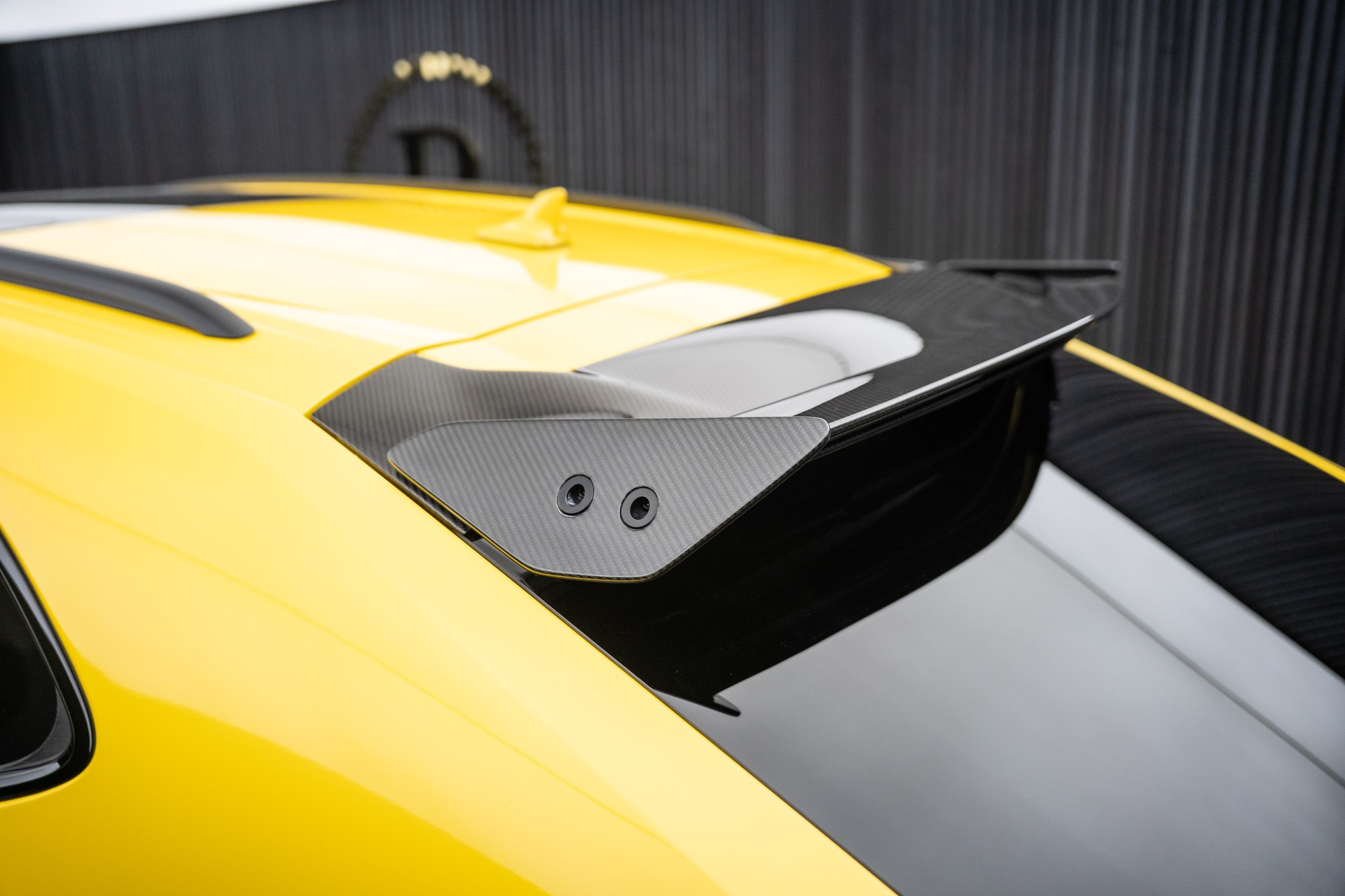 LAMBORGHINI Urus S-image-10