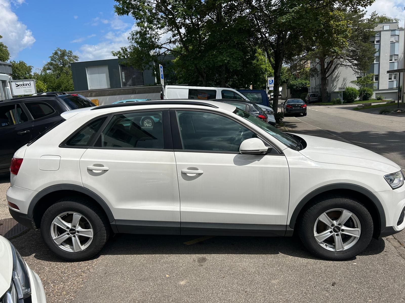 AUDI Q3 2.0 TFSI sport quattro S-tronic-image-5