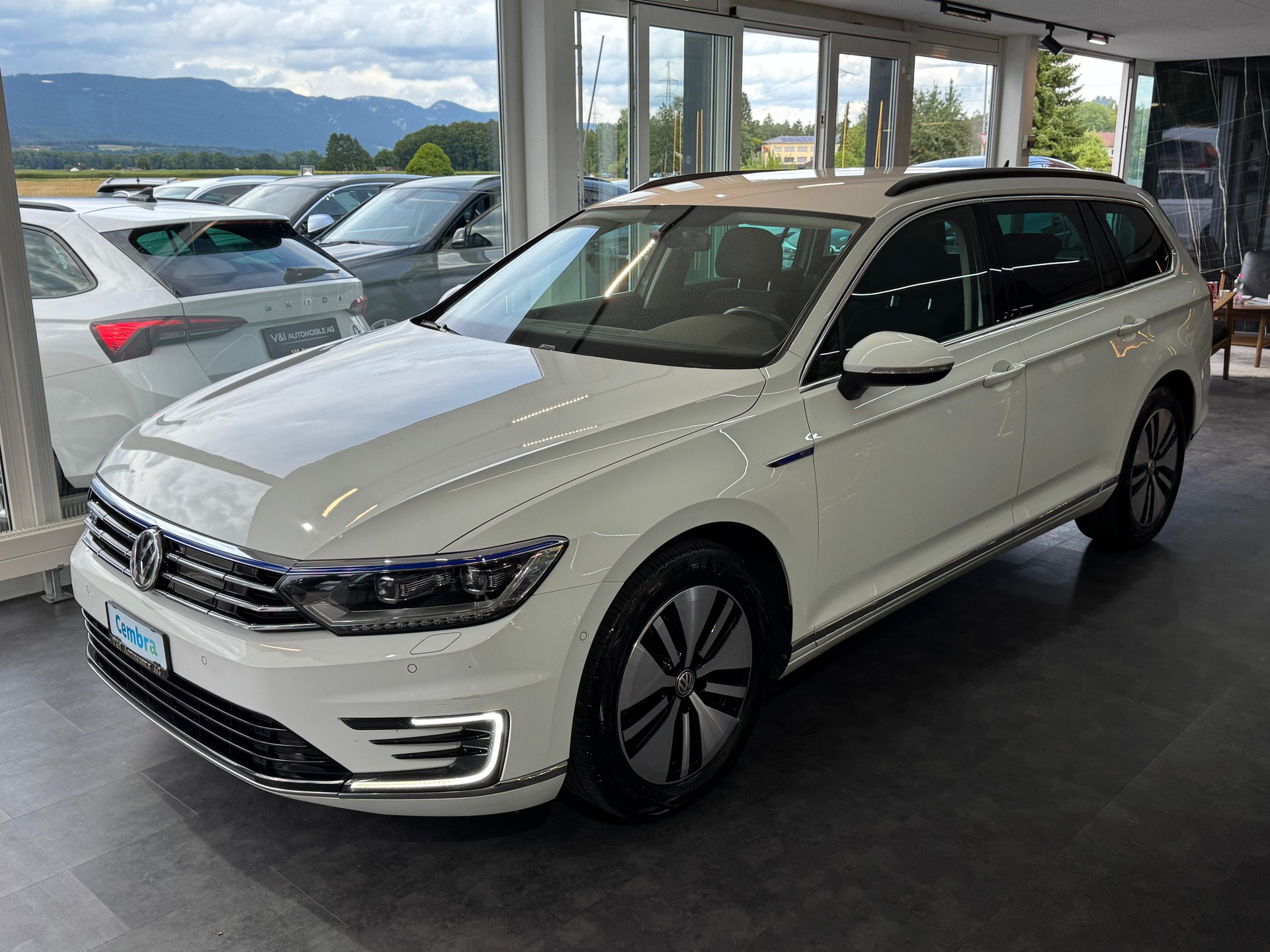 VW Passat Variant 1.4 TSI GTE Hybrid DSG-image-2
