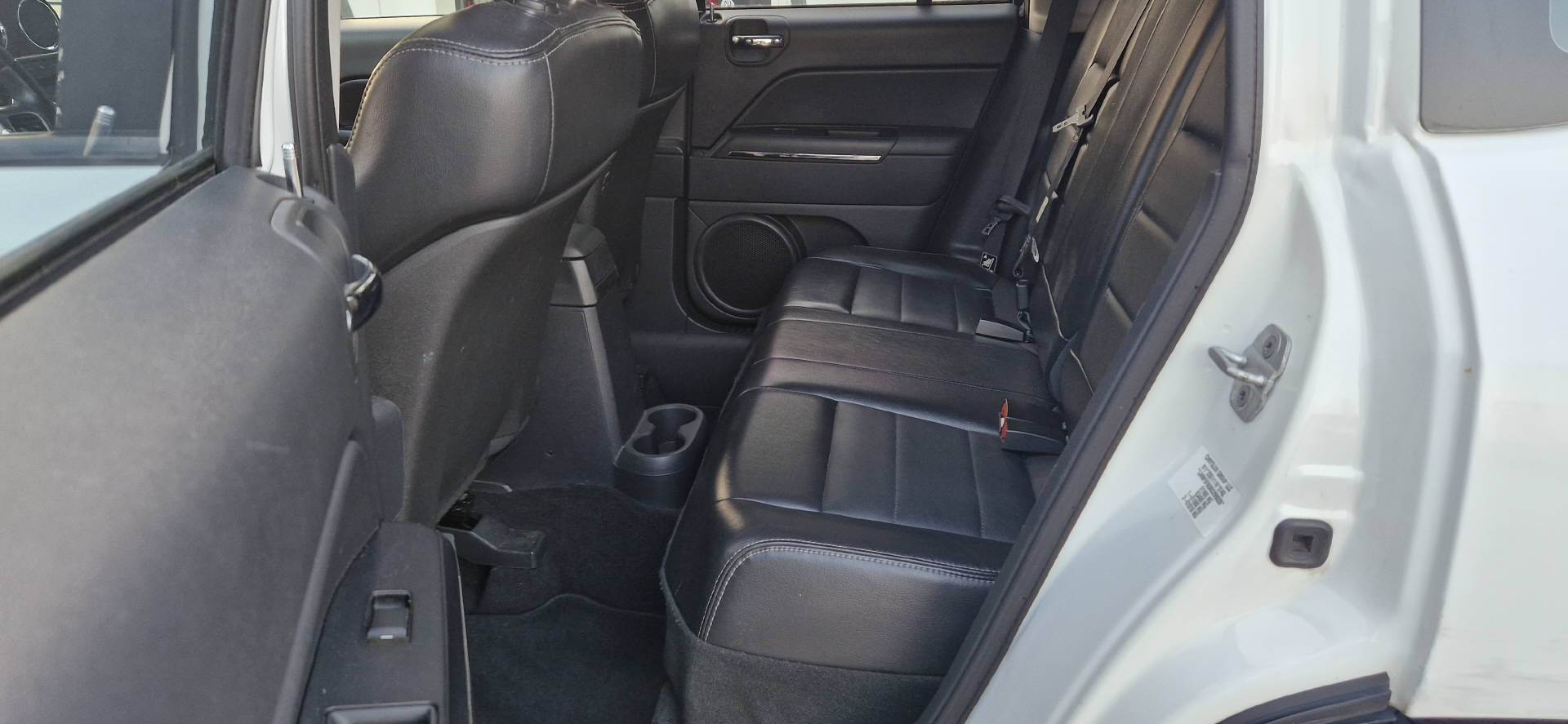 JEEP Compass 2.4 Limited CVT-image-9