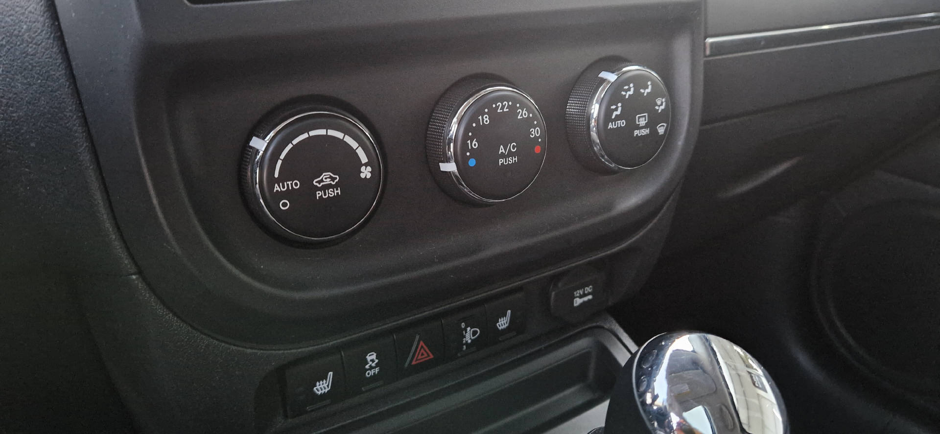 JEEP Compass 2.4 Limited CVT-image-6