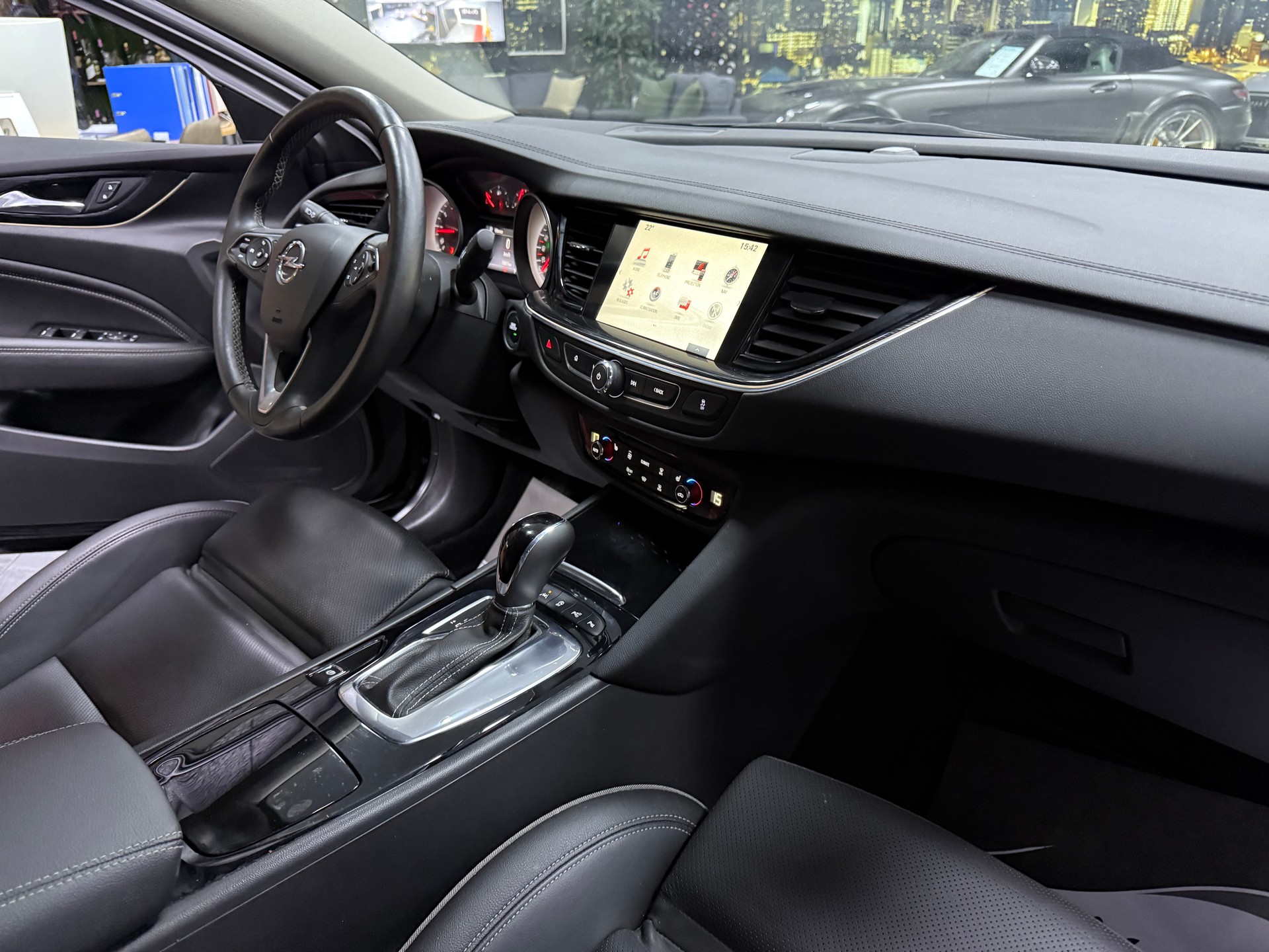OPEL Insignia 1.5 T Grand Sport Excellence Automatic-image-7