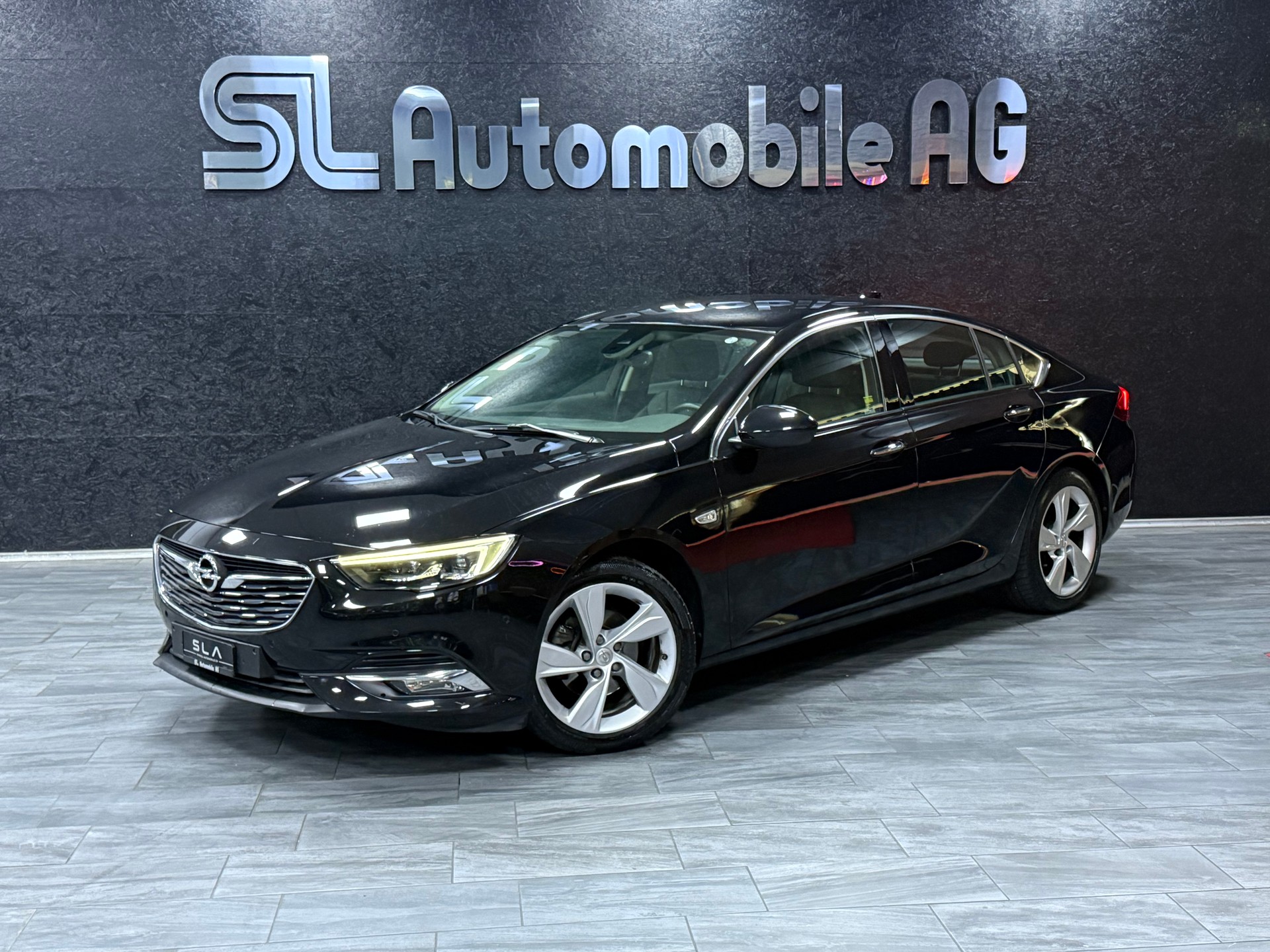 OPEL Insignia 1.5 T Grand Sport Excellence Automatic-image-0