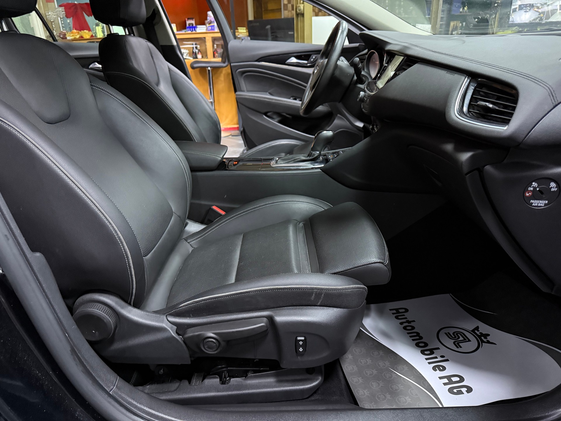 OPEL Insignia 1.5 T Grand Sport Excellence Automatic-image-5